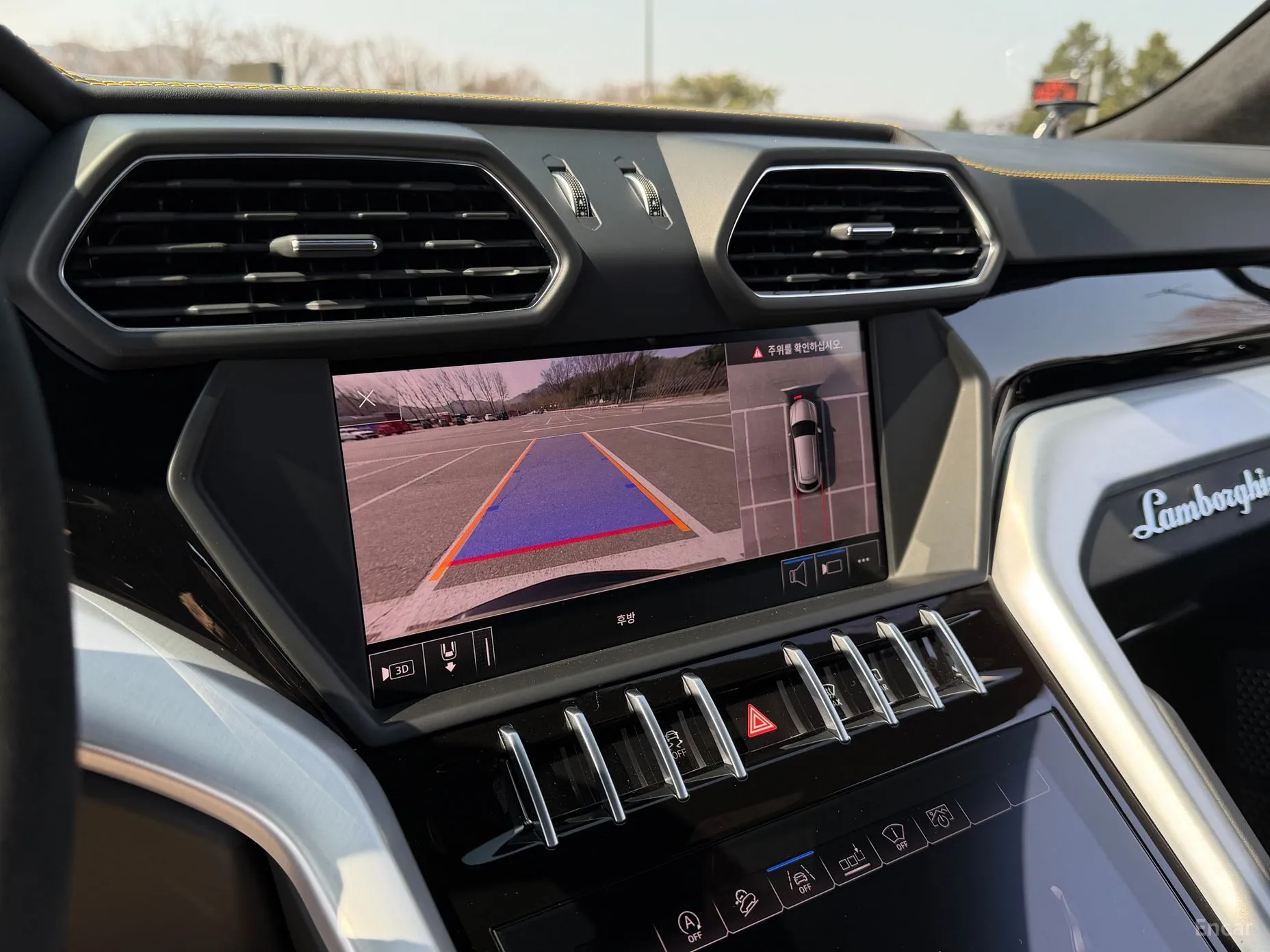 Lamborghini Urus превью 16