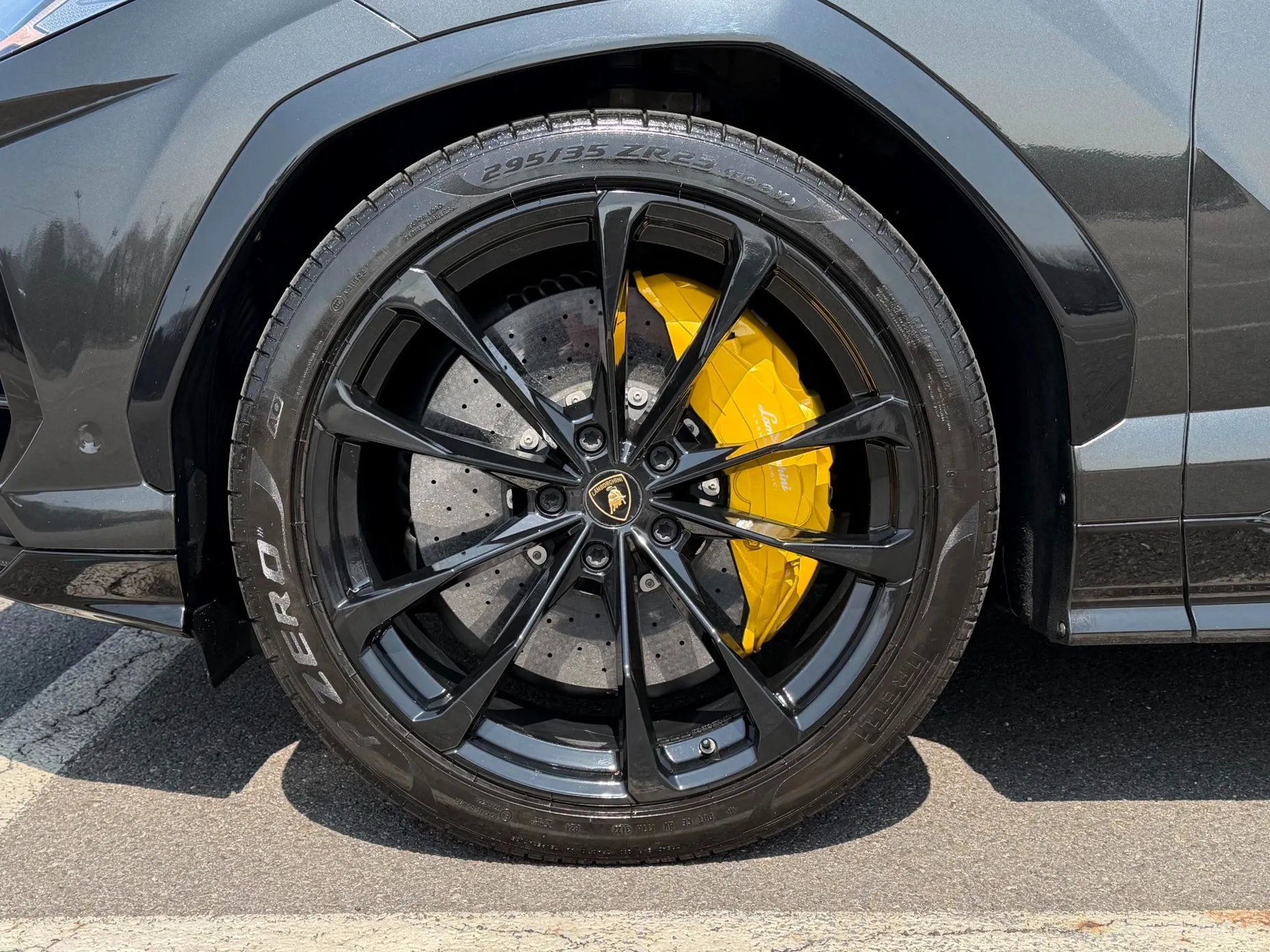 Lamborghini Urus превью 5