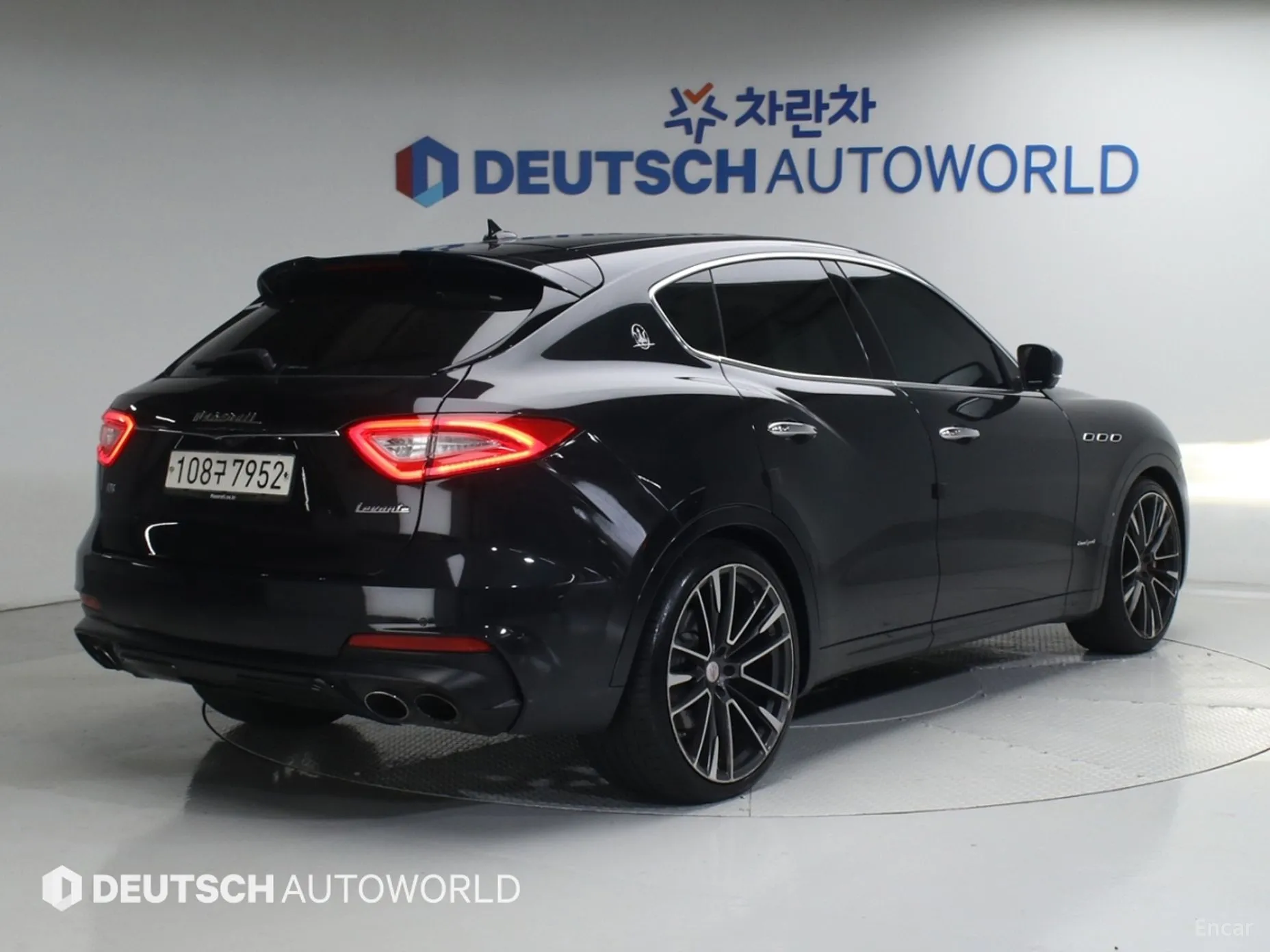 Maserati Levante превью 4