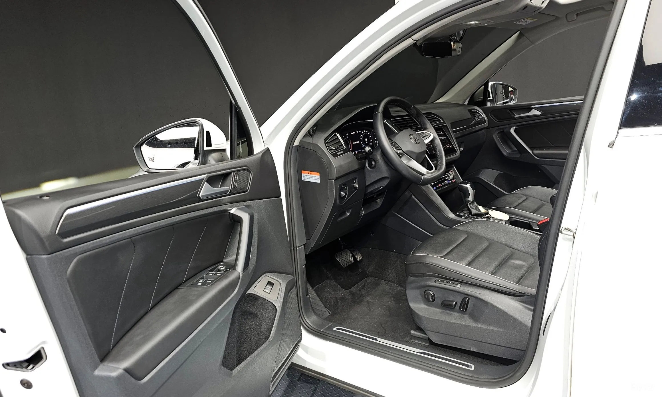 Volkswagen Tiguan 2nd Generation превью 11