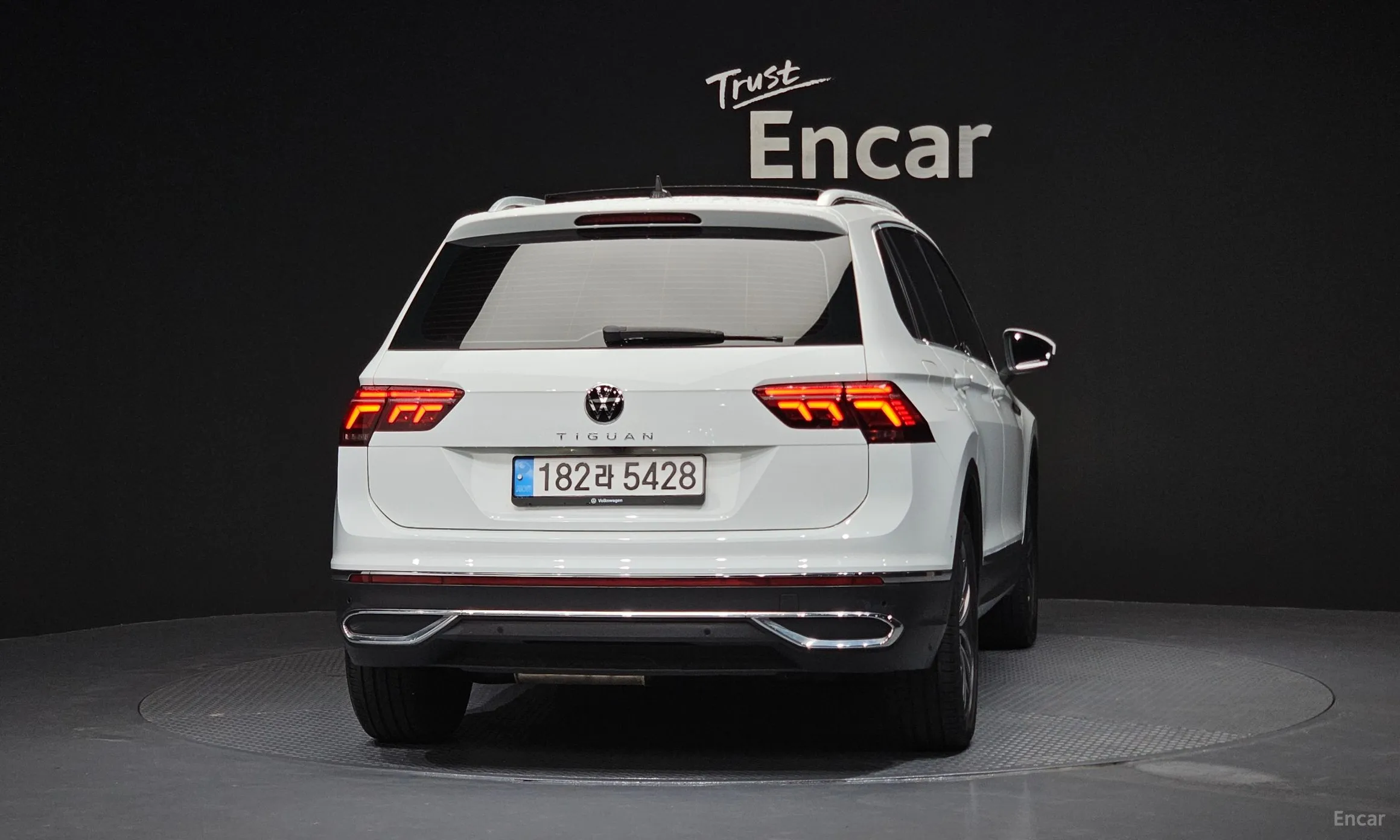 Volkswagen Tiguan 2nd Generation превью 4