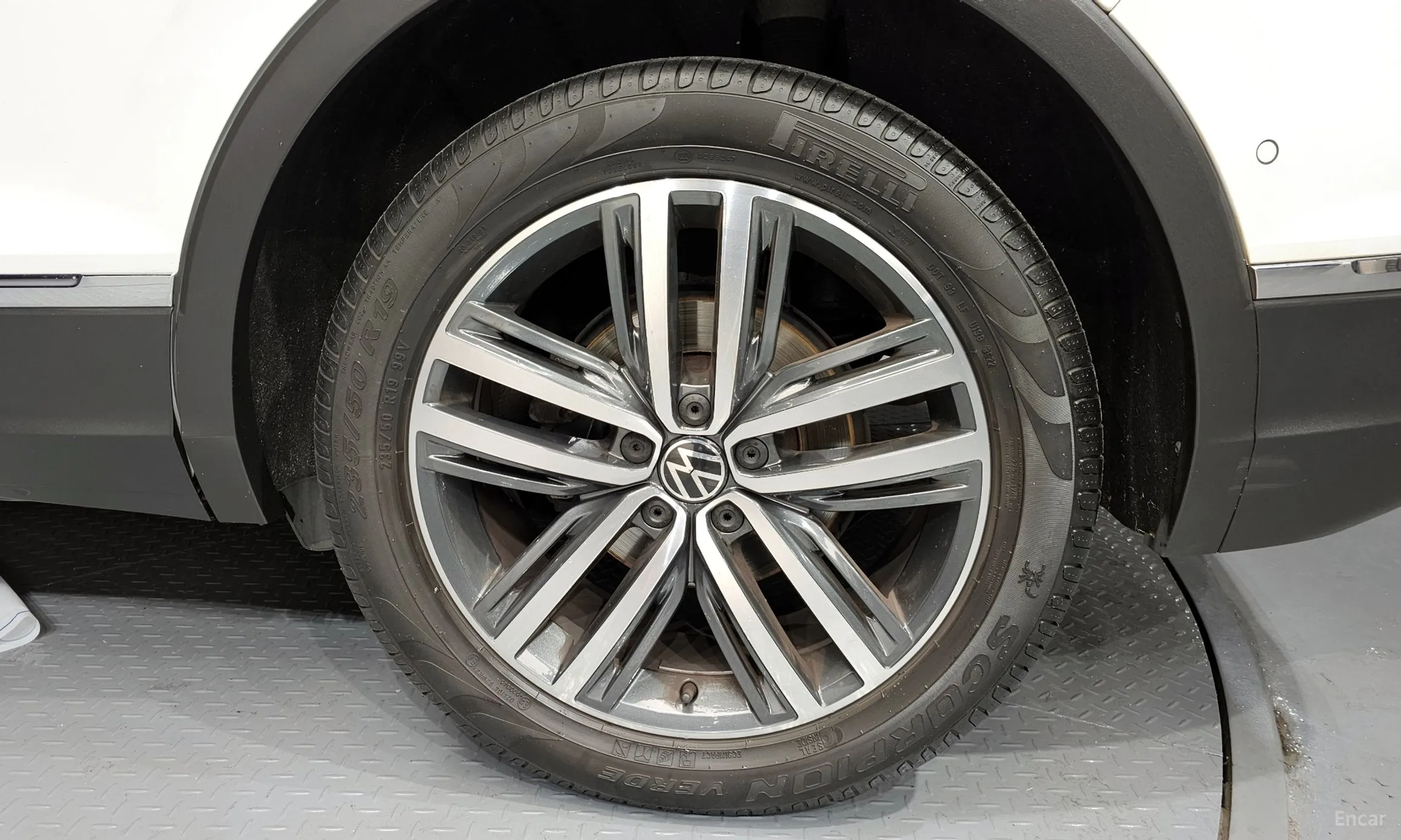 Volkswagen Tiguan 2nd Generation превью 5