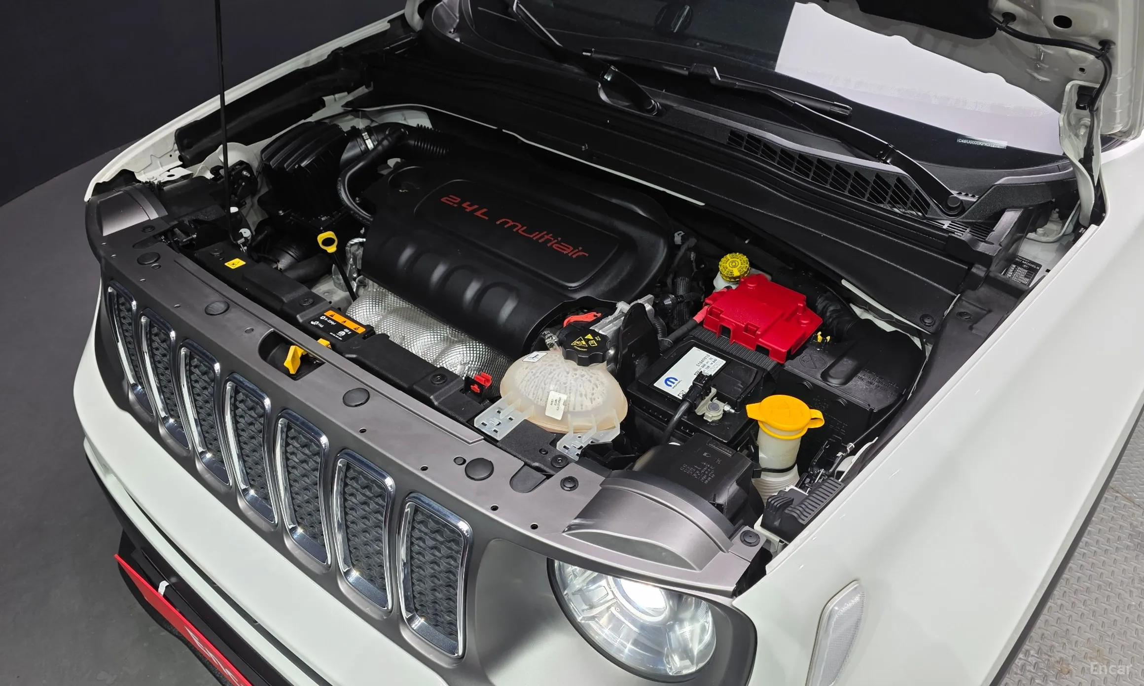 Jeep Renegade превью 6