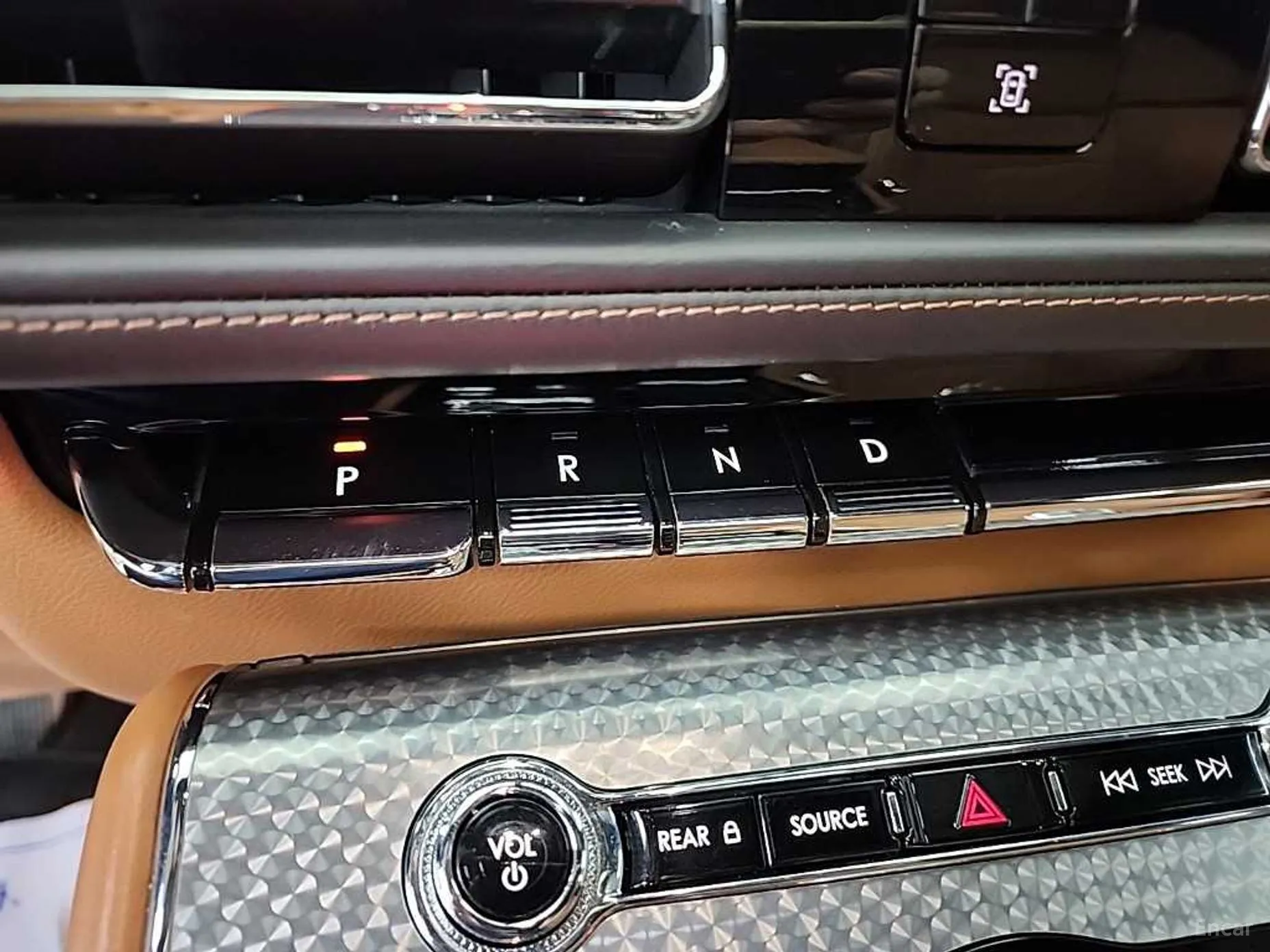 Lincoln Aviator 2nd Generation превью 8
