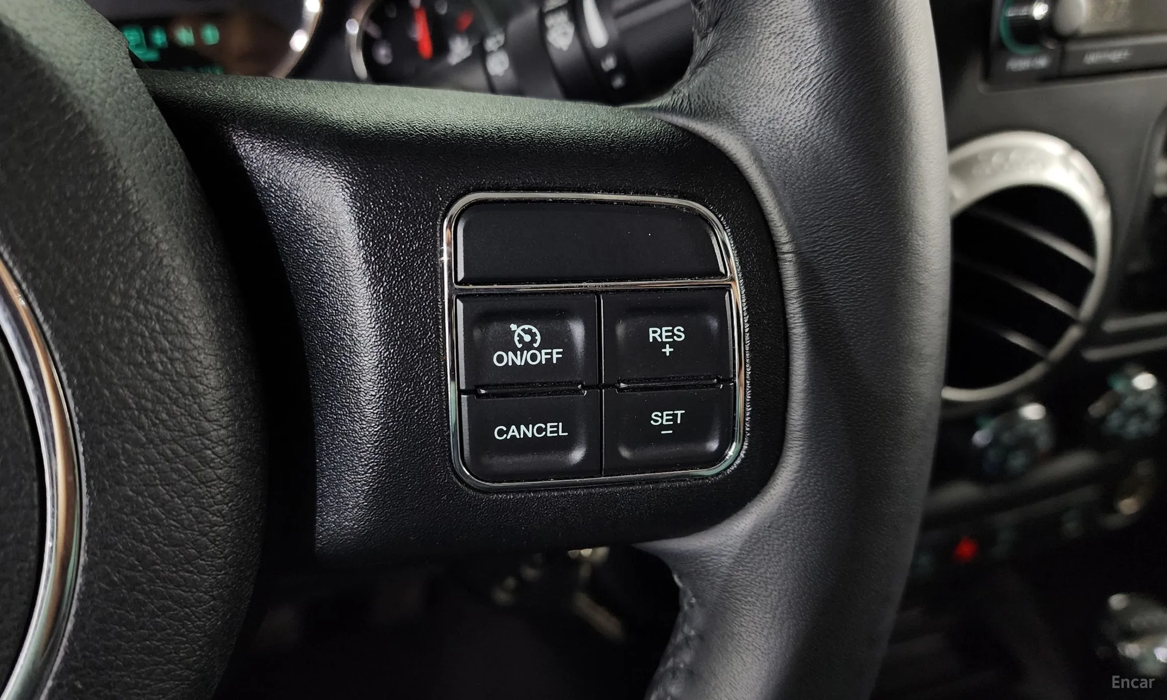 Jeep Wrangler (JK) превью 16