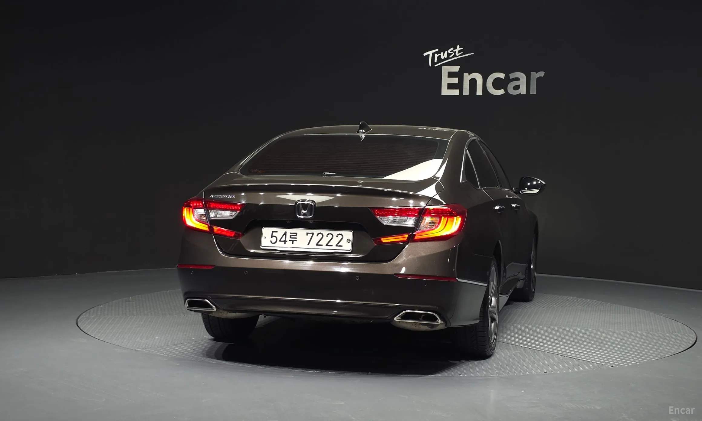 Honda Accord 10th Generation превью 4