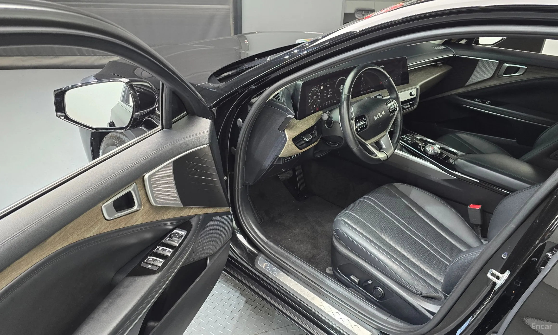 Kia K8 превью 10
