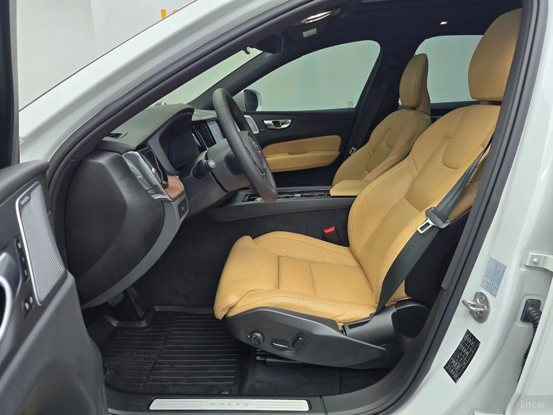 Volvo XC60 Gen 2 превью 10