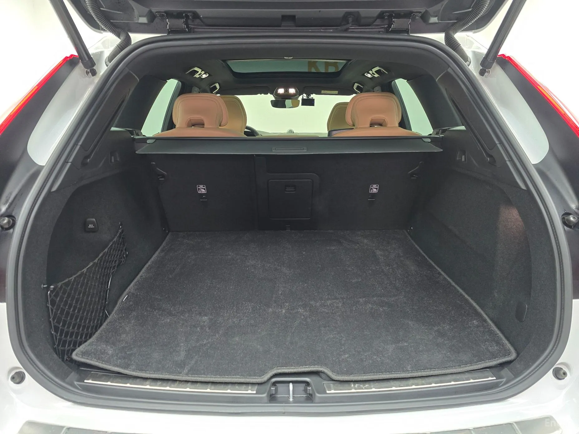 Volvo XC60 Gen 2 превью 19