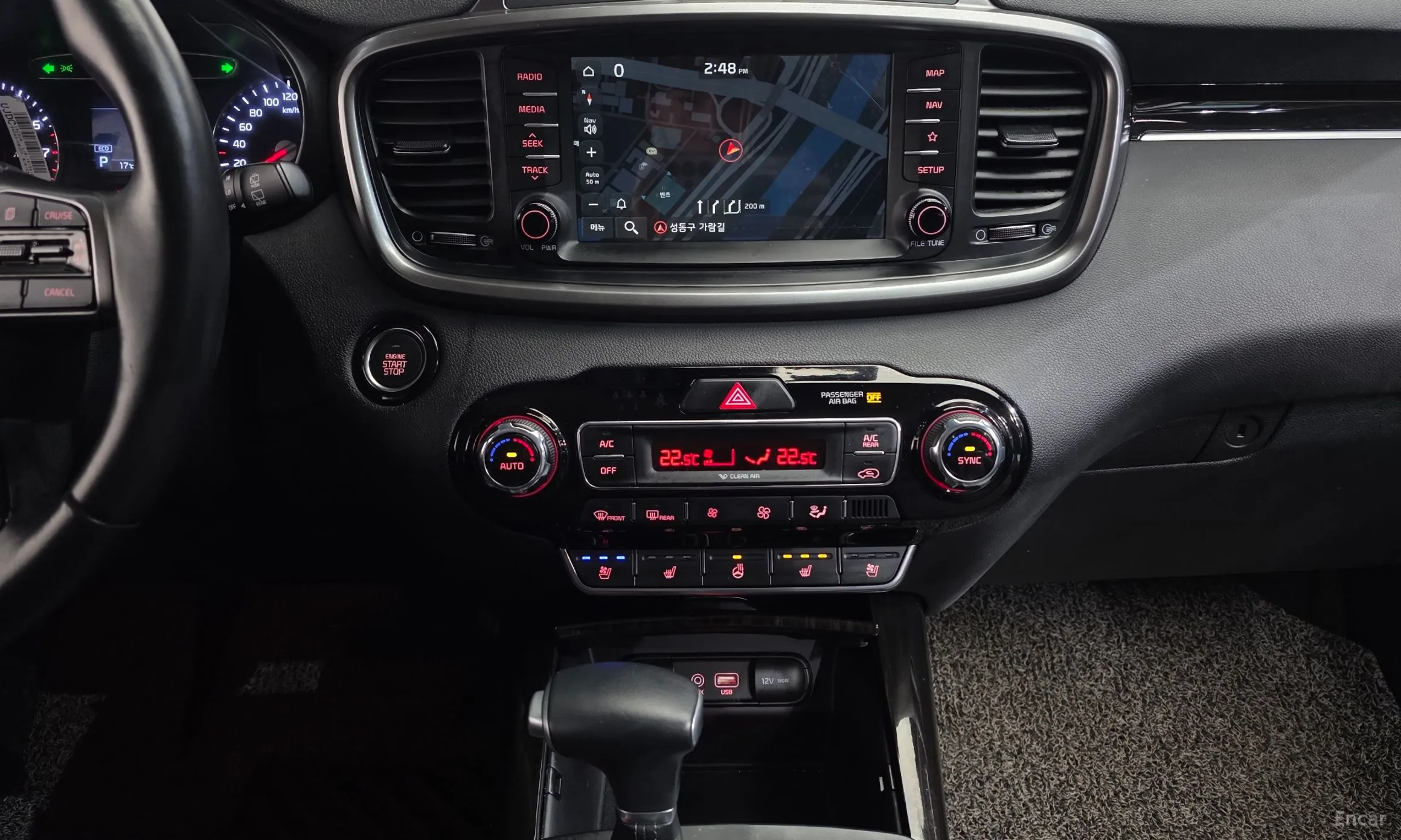 Kia Sorento превью 15