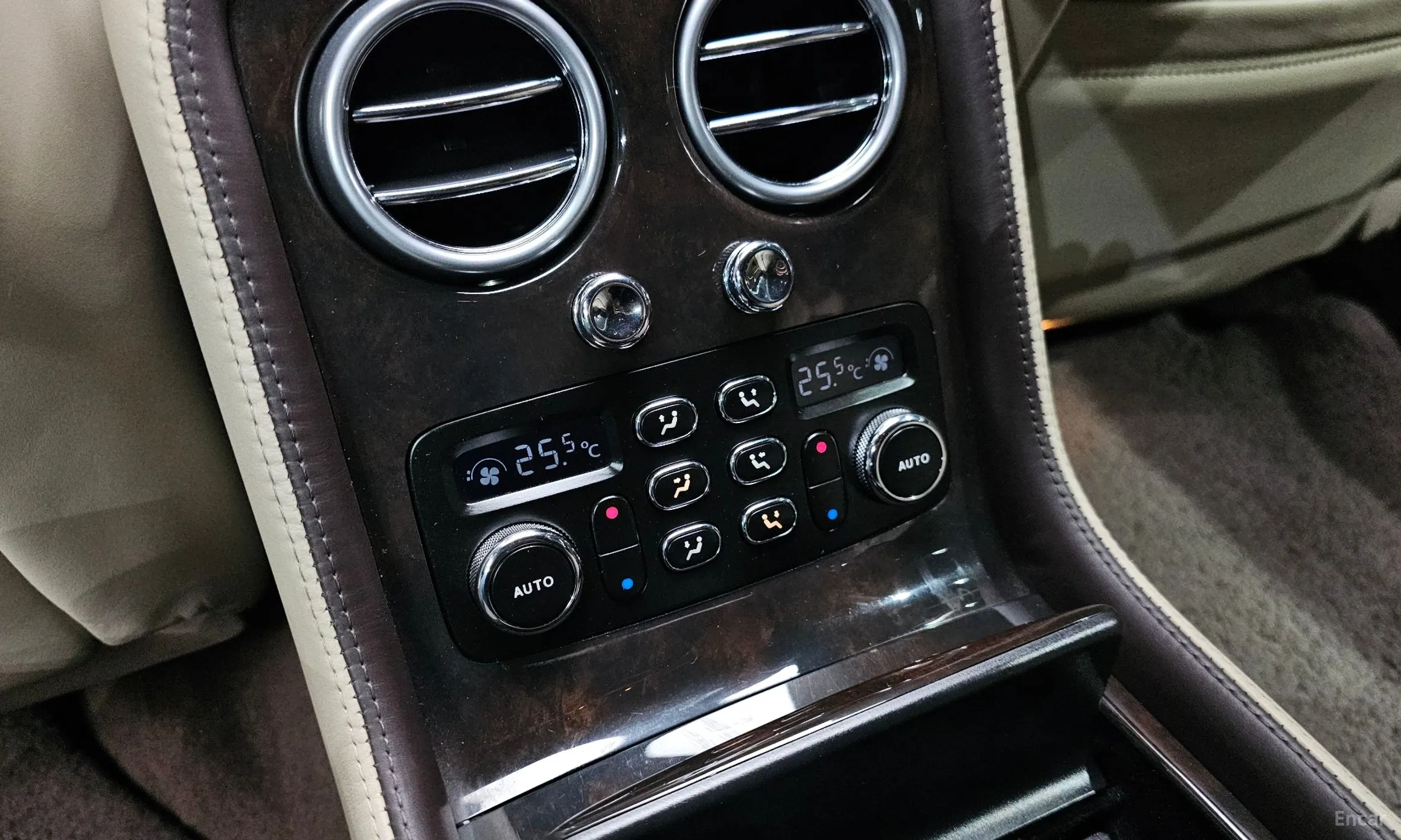 Bentley Flying Spur Gen 1 превью 18