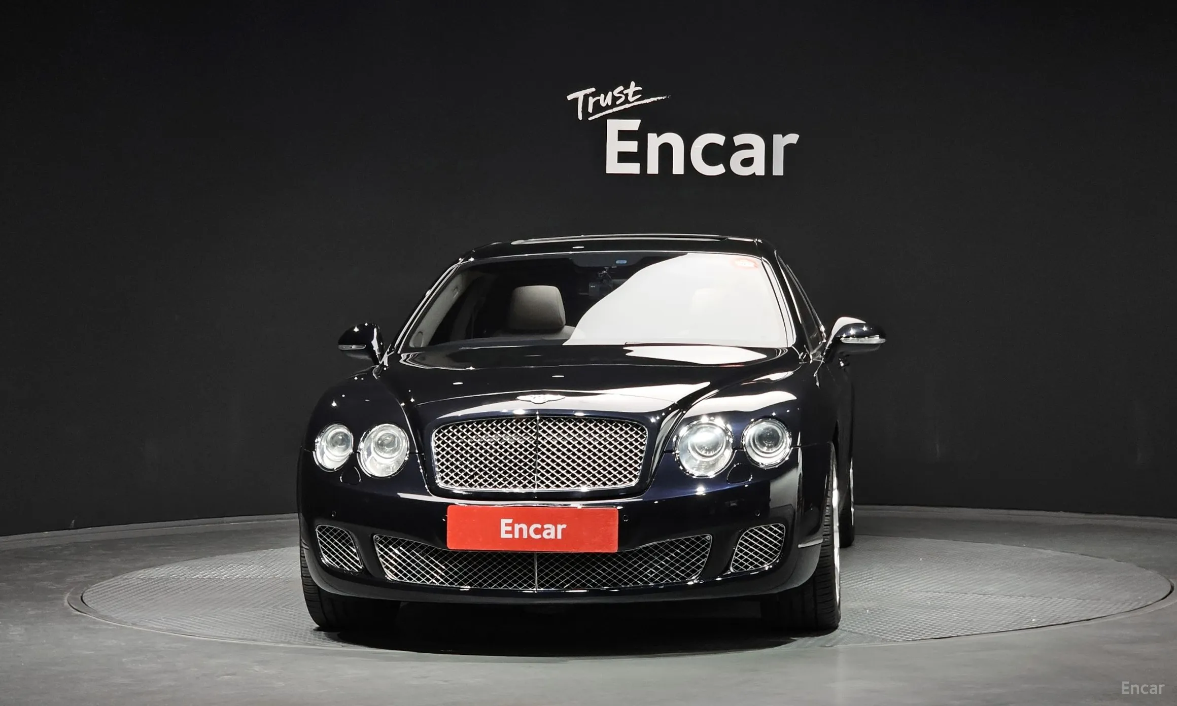 Bentley Flying Spur Gen 1 превью 3