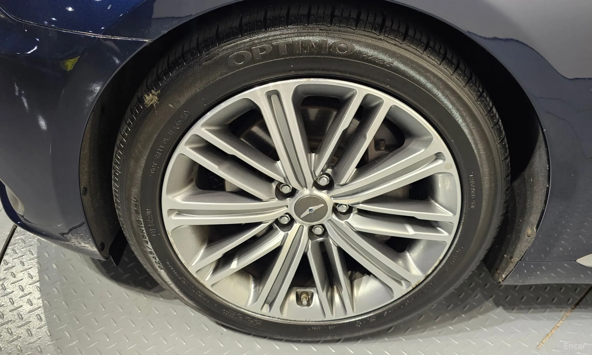 Genesis G80 превью 5