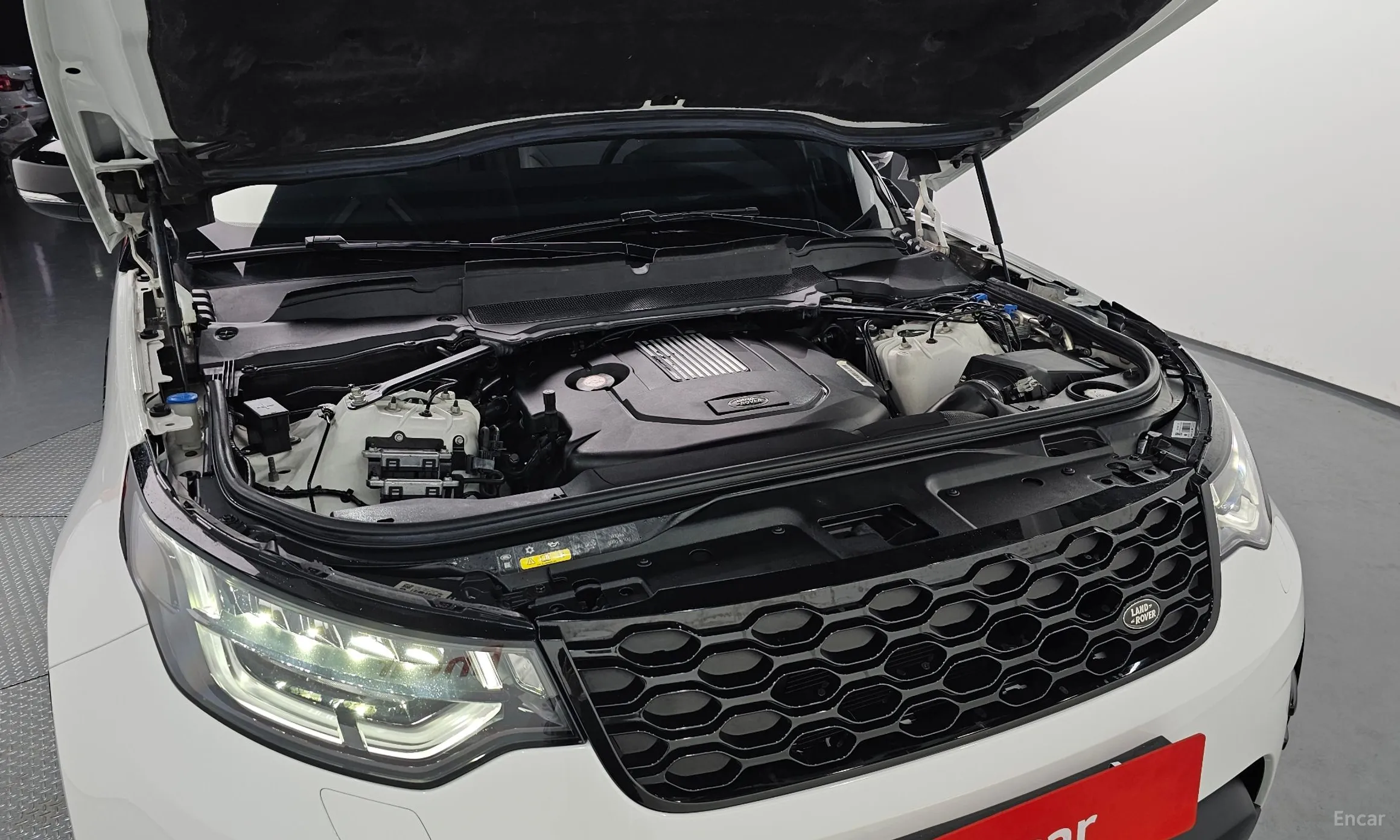 Land Rover Discovery 5 превью 6