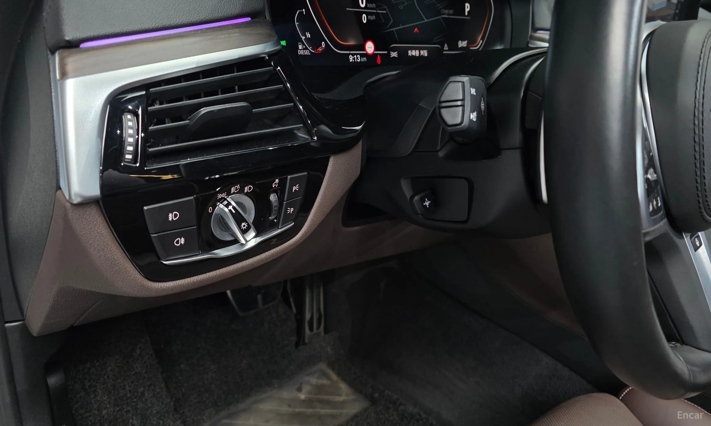 BMW 5 Series (G30) превью 14