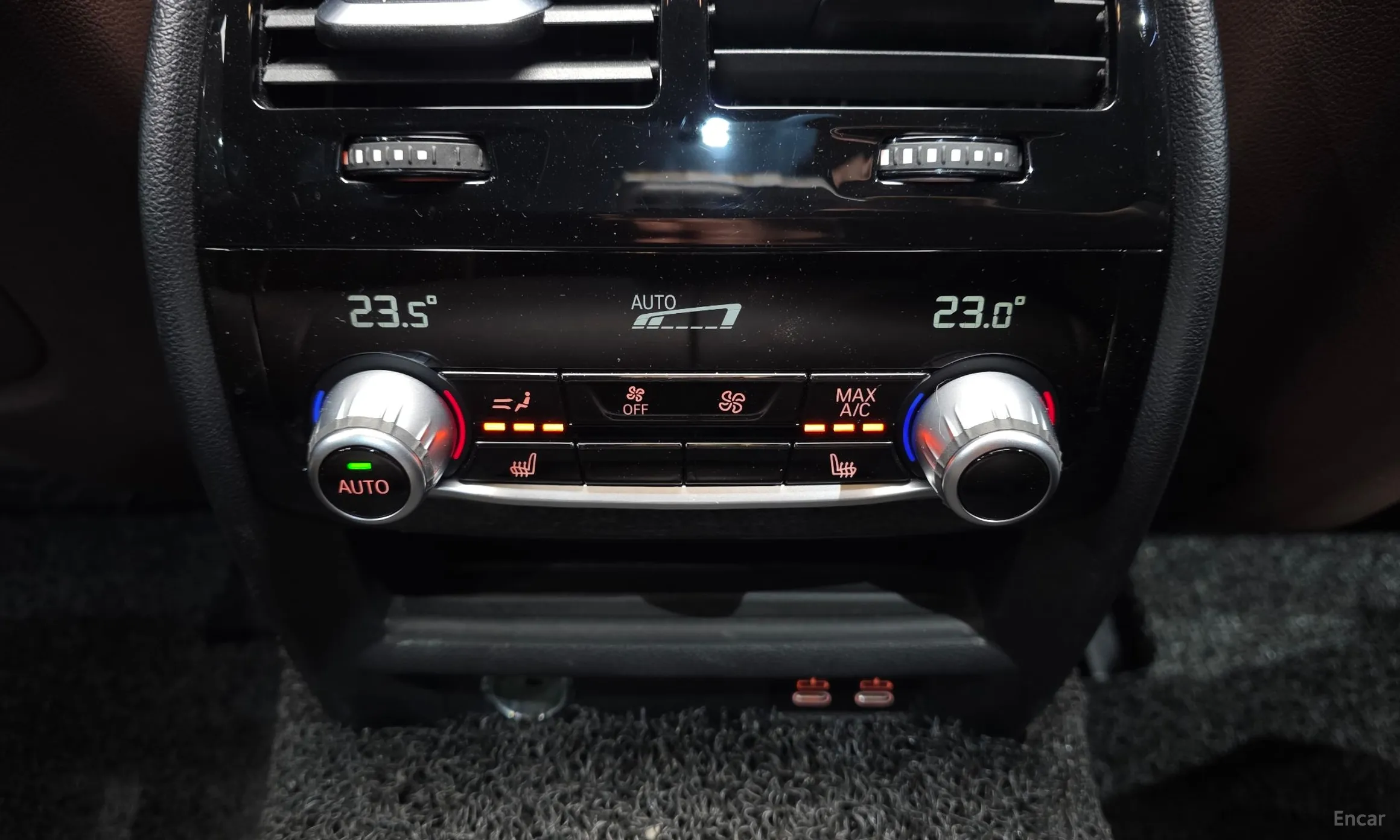 BMW 5 Series (G30) превью 18