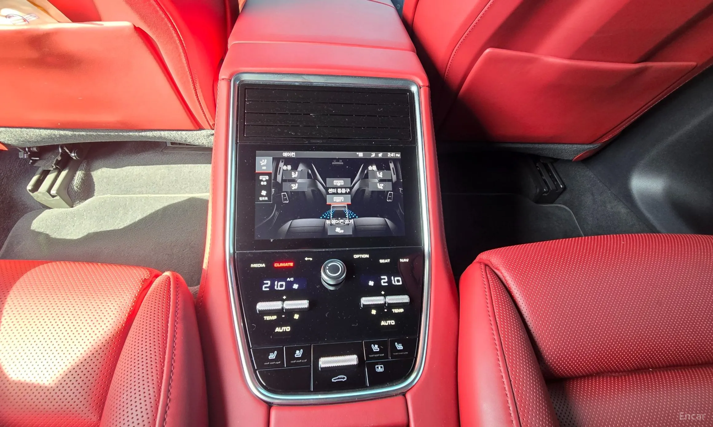 Porsche Panamera (971) превью 6
