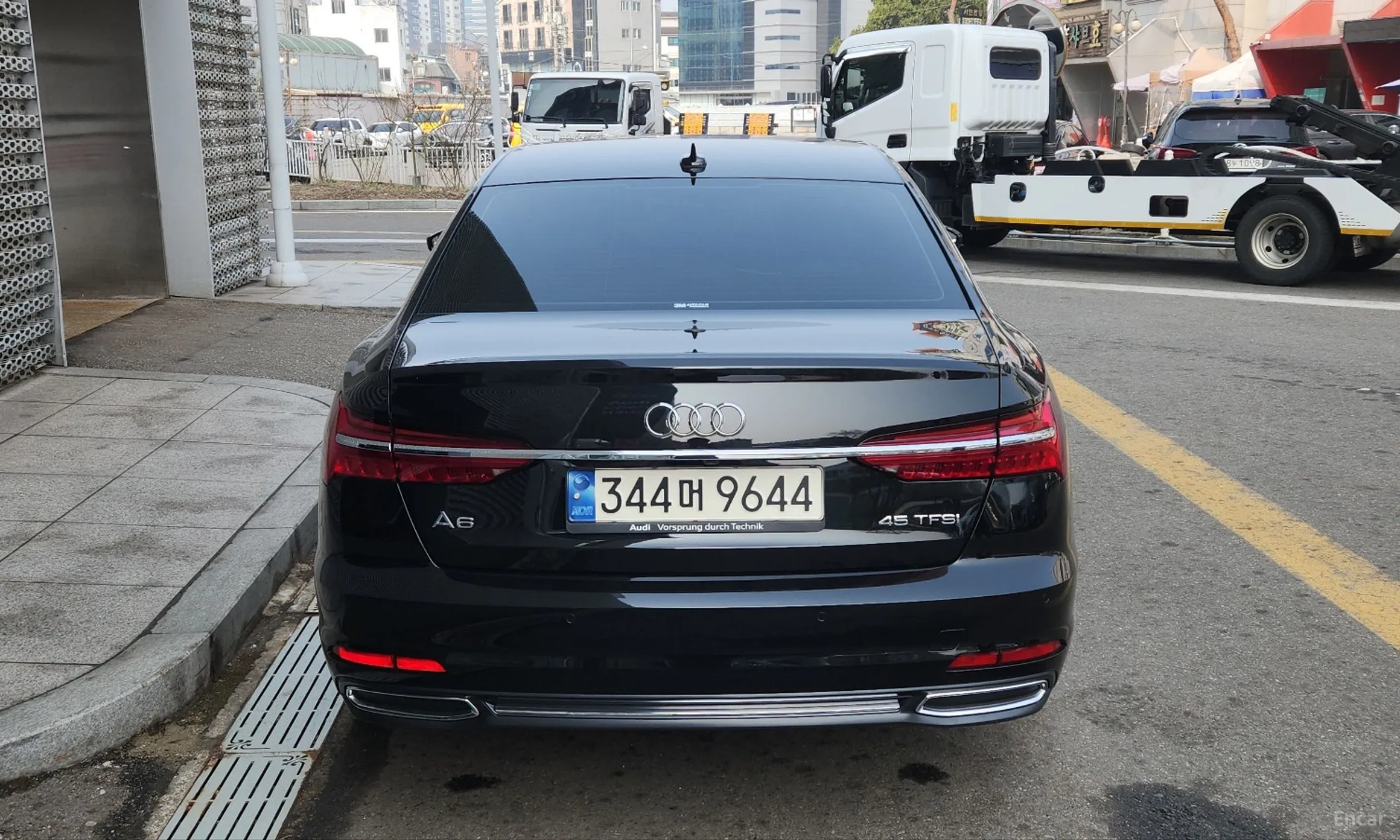 Audi A6 (C8) превью 11