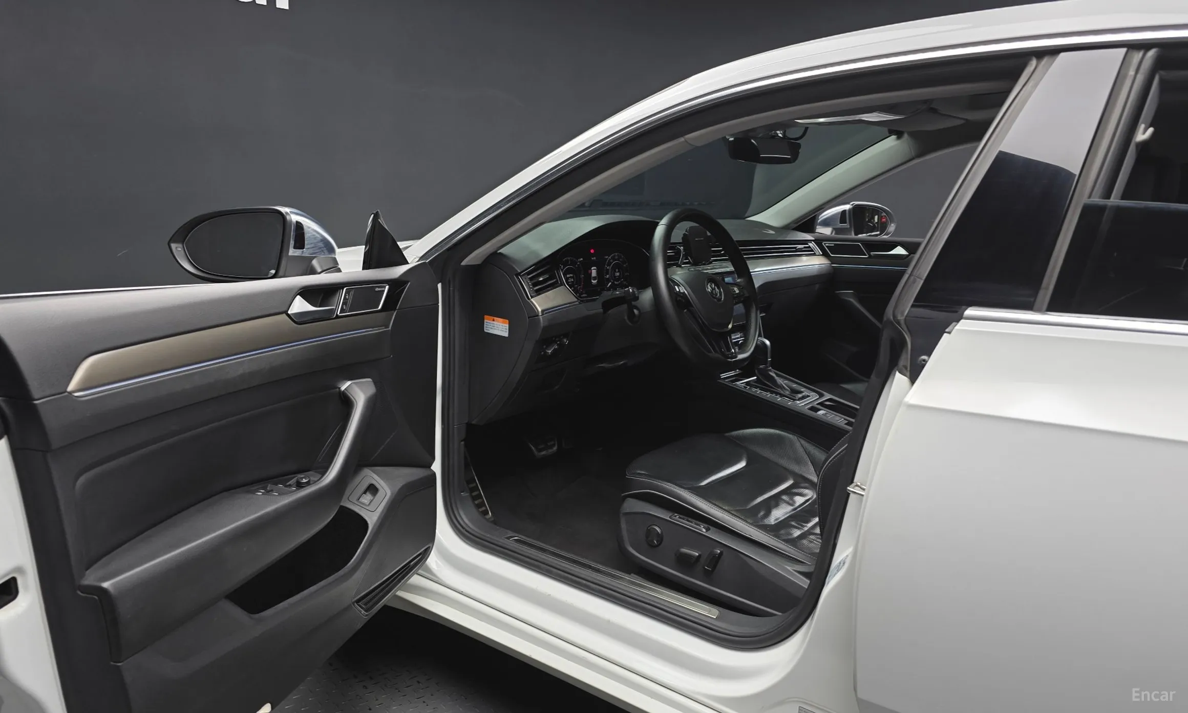 Volkswagen Ateon превью 10