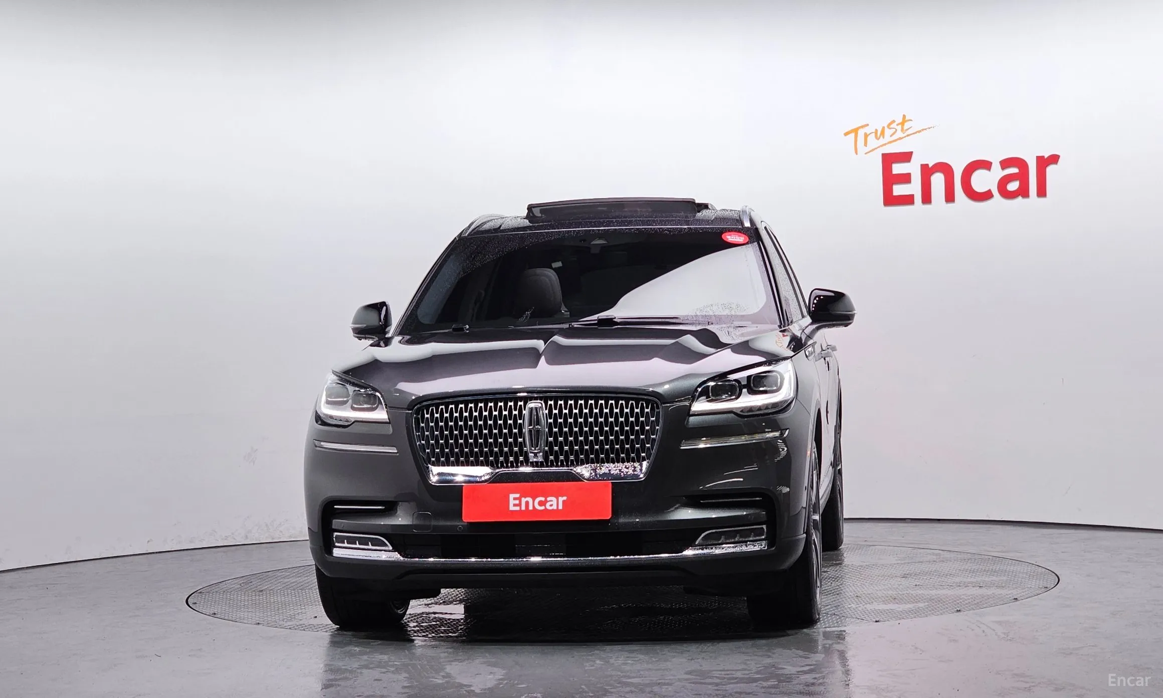 Lincoln Aviator 2nd Generation превью 3