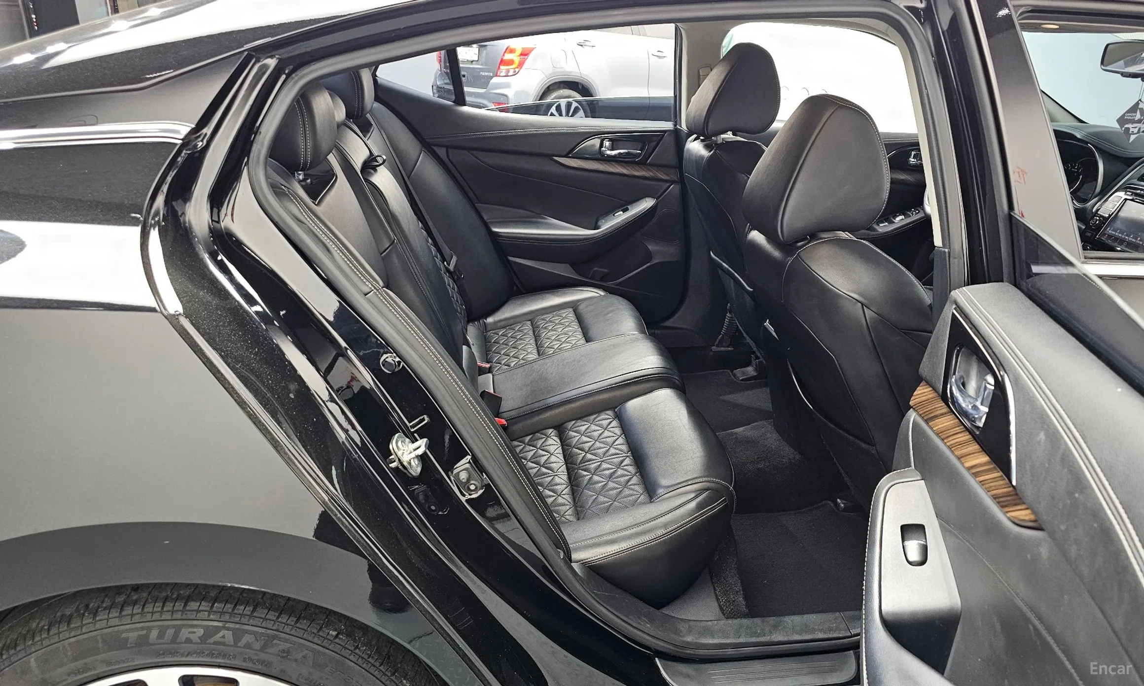 Nissan Maxima (A36) превью 12