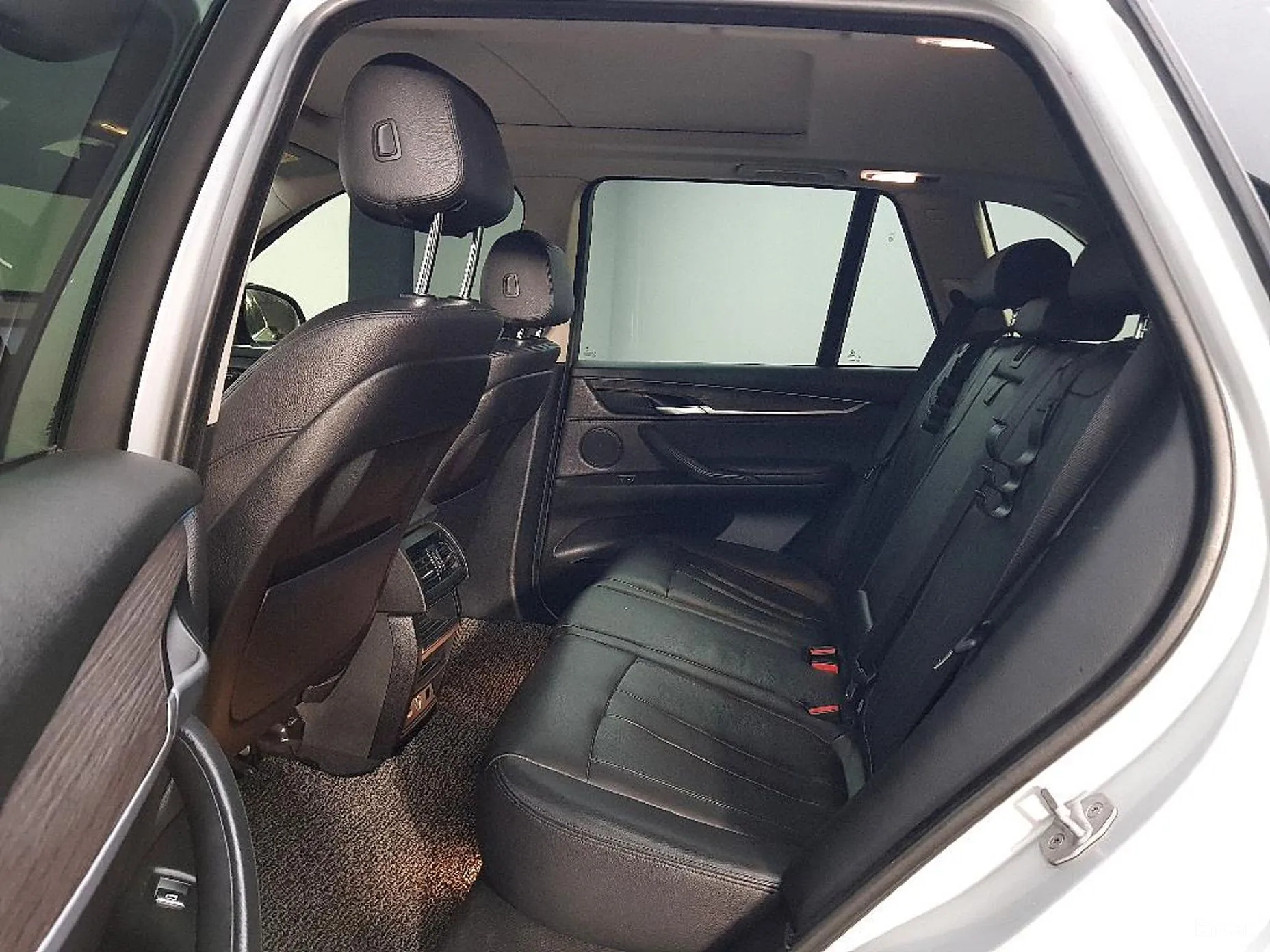 BMW X5 (F15) превью 9