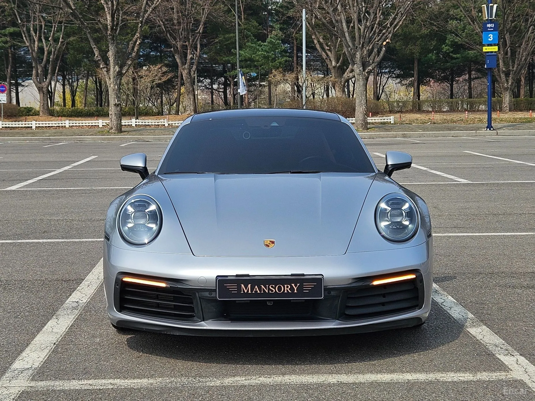 Porsche 911 (992) превью 3