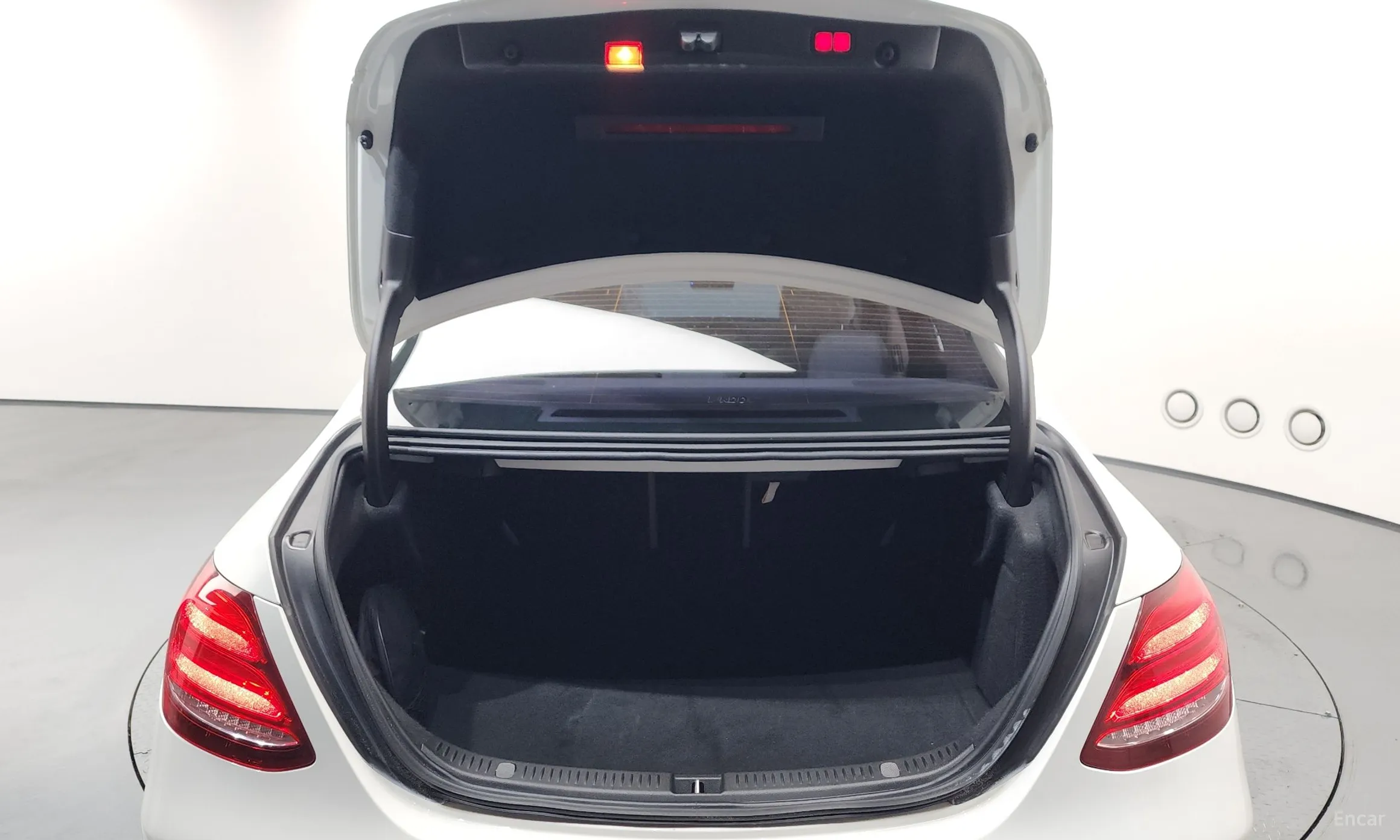 Mercedes Benz E-Class W213 превью 20