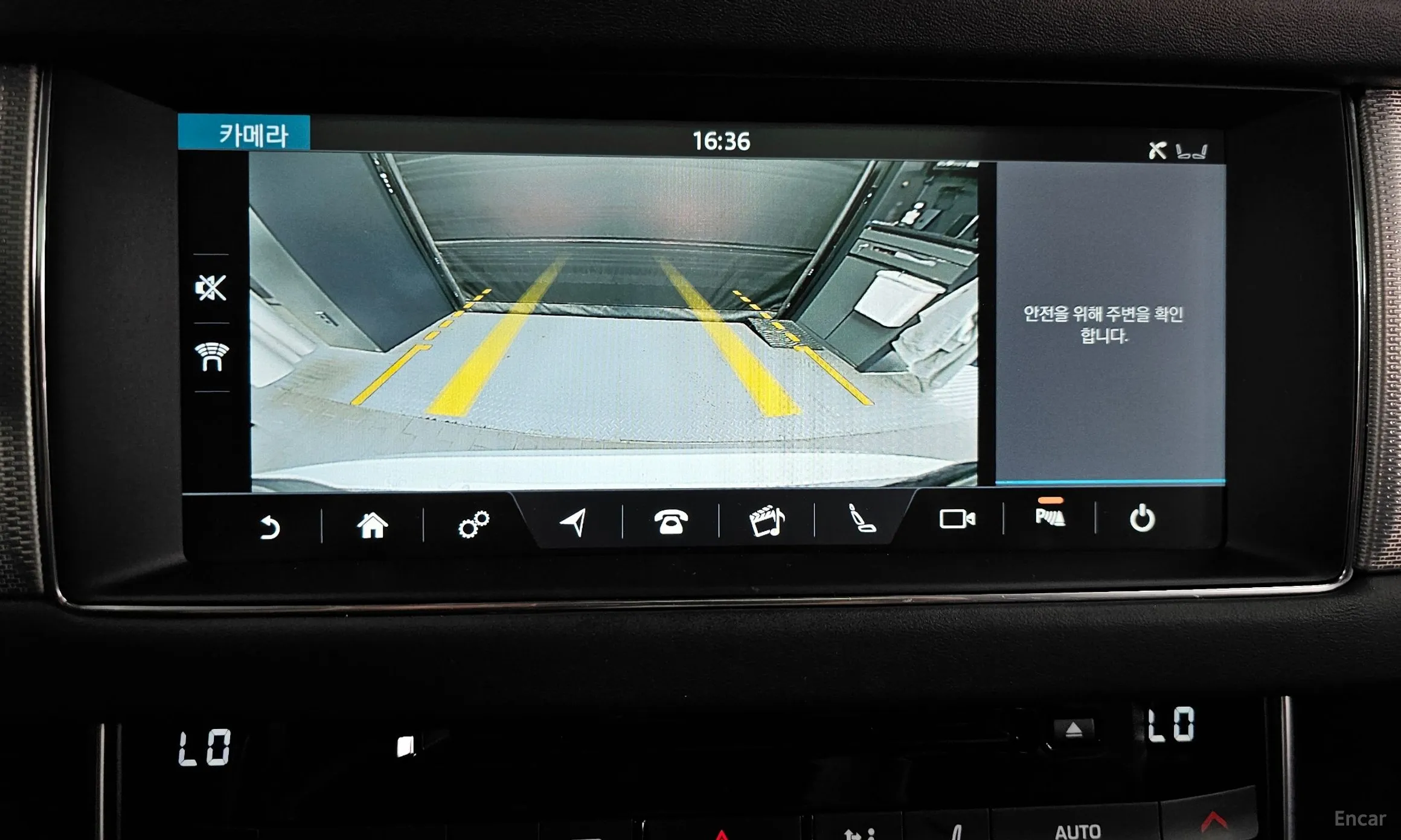 Jaguar XF (x260) превью 15
