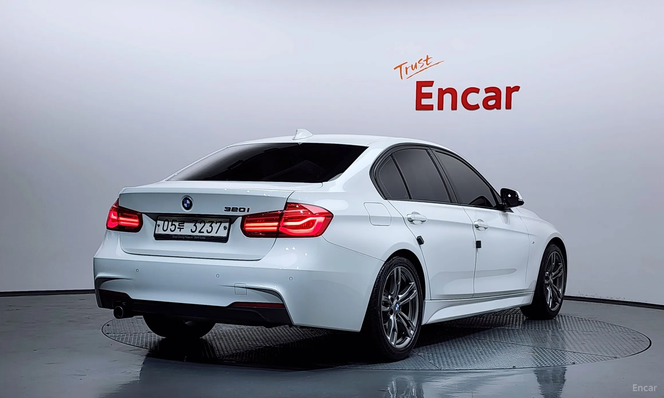 BMW 3 Series (F30)
