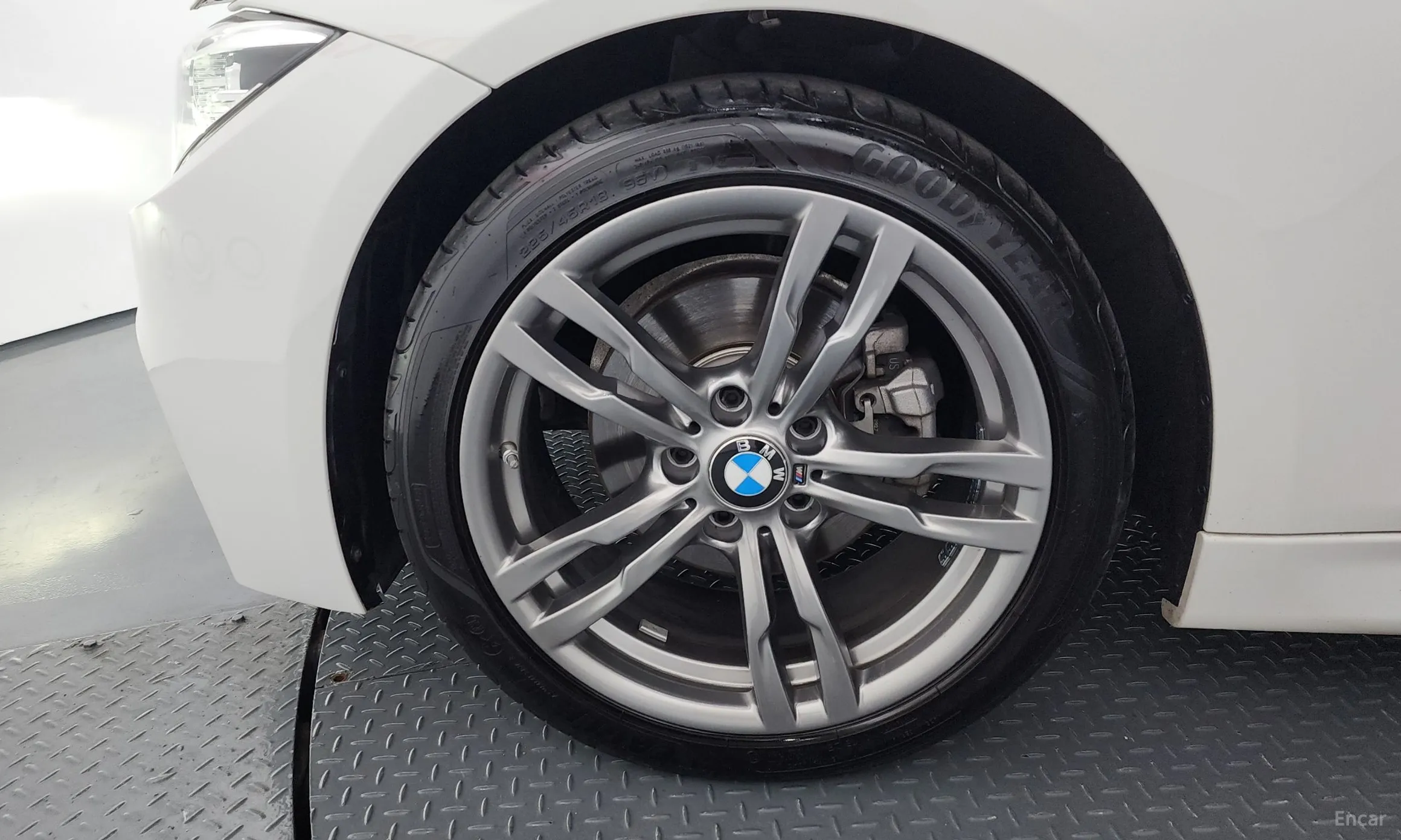 BMW 3 Series (F30) превью 5