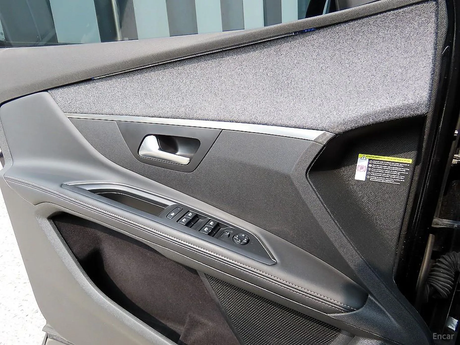 Peugeot 5008 2nd generation превью 11