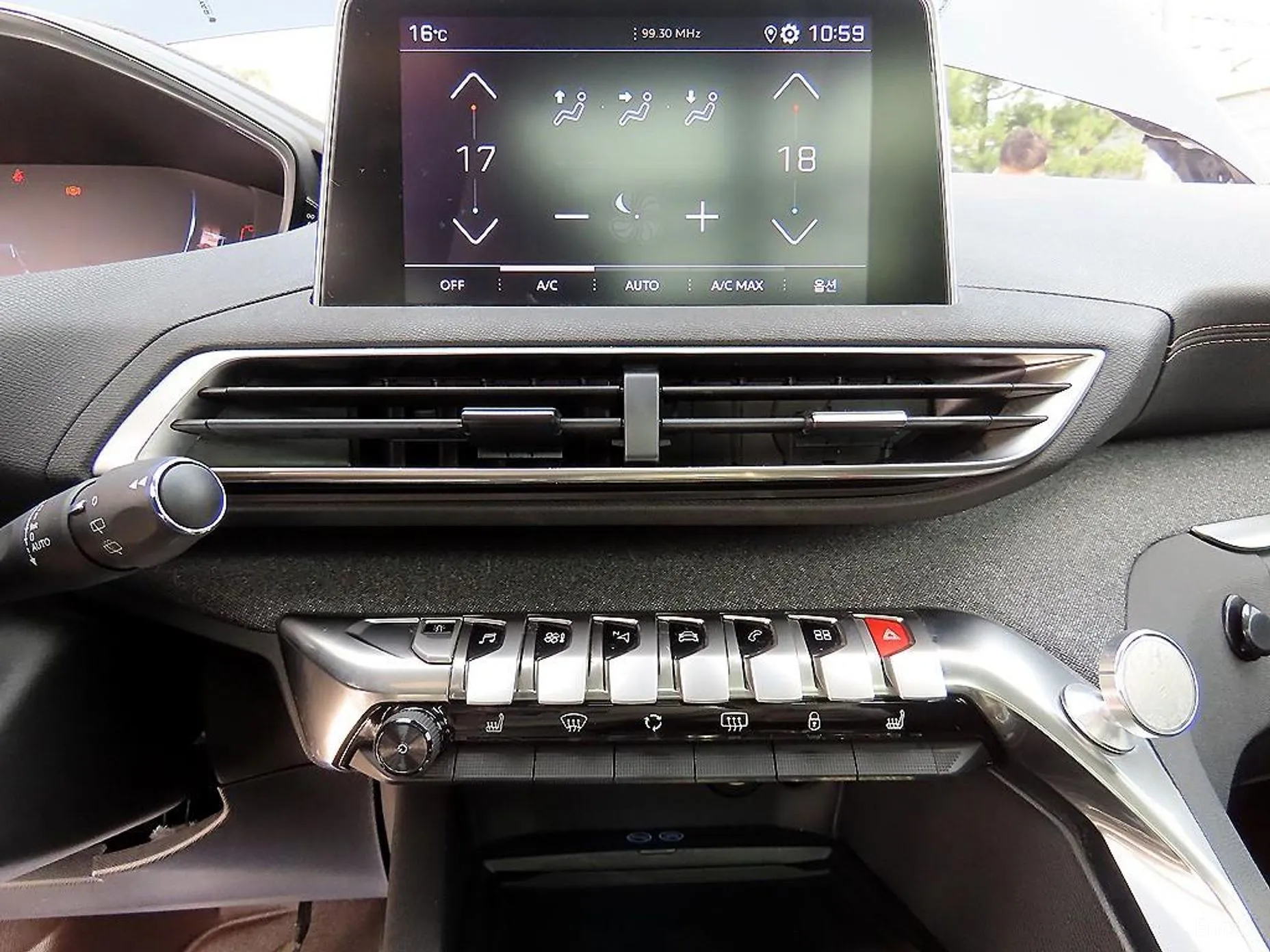Peugeot 5008 2nd generation превью 12