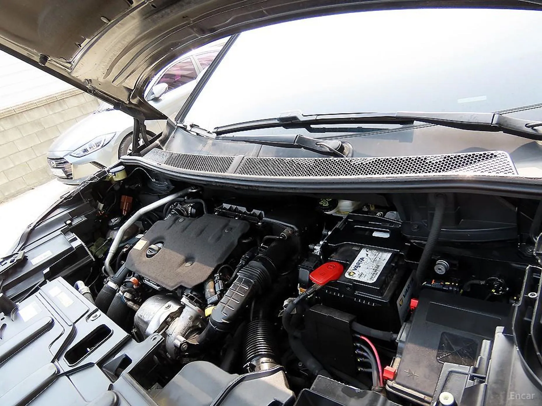 Peugeot 5008 2nd generation превью 19
