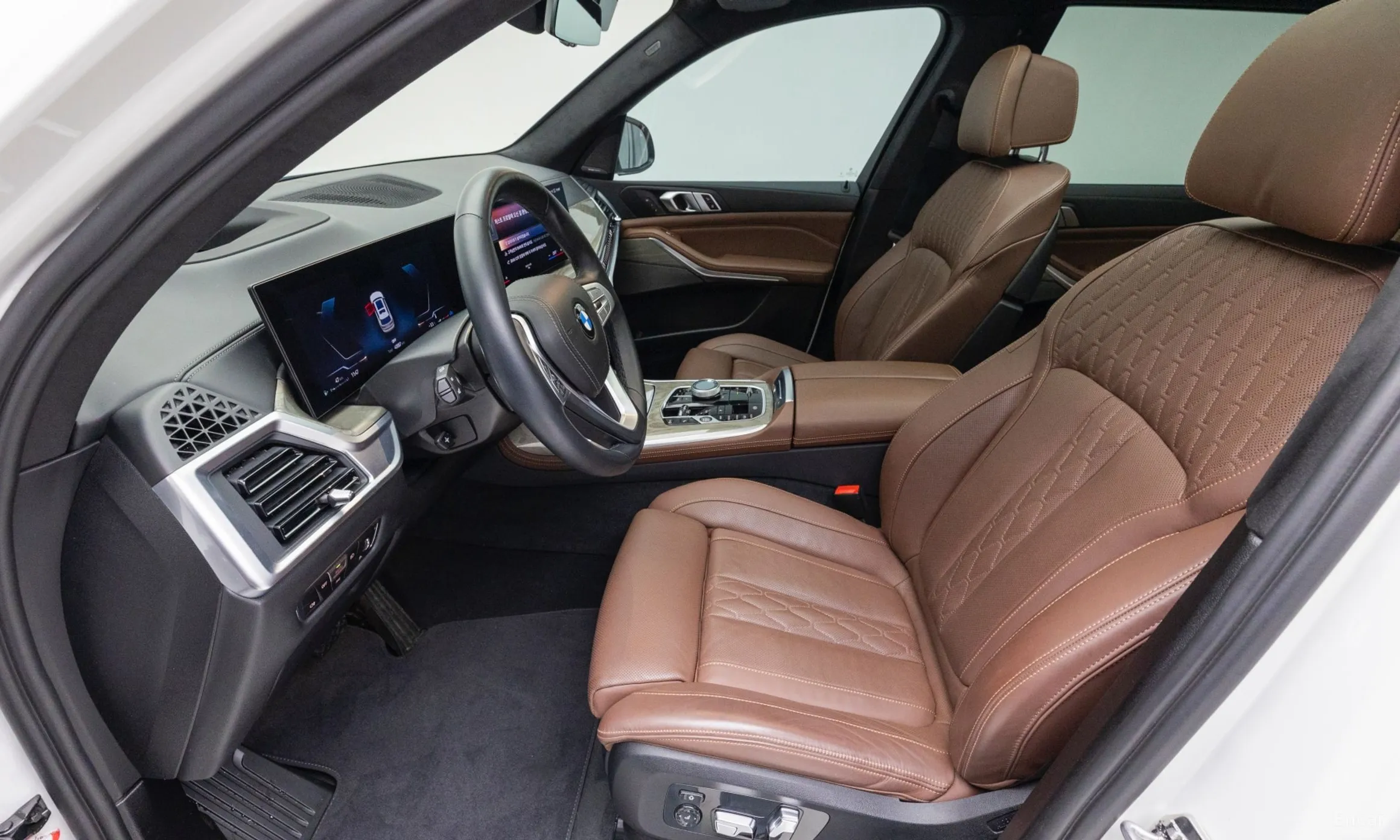 BMW X7 (G07) превью 10
