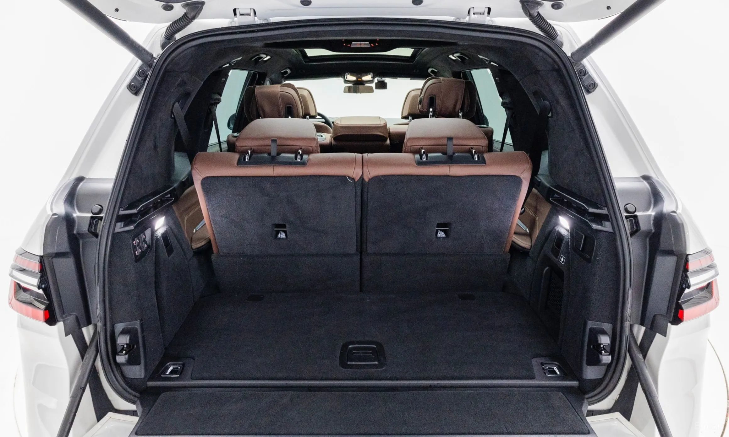 BMW X7 (G07) превью 20