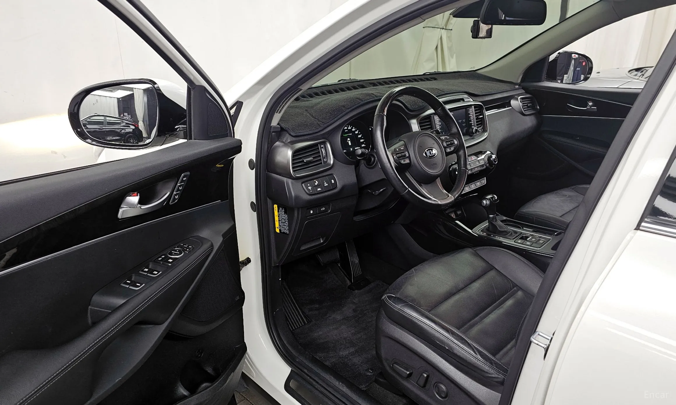 Kia Sorento превью 10