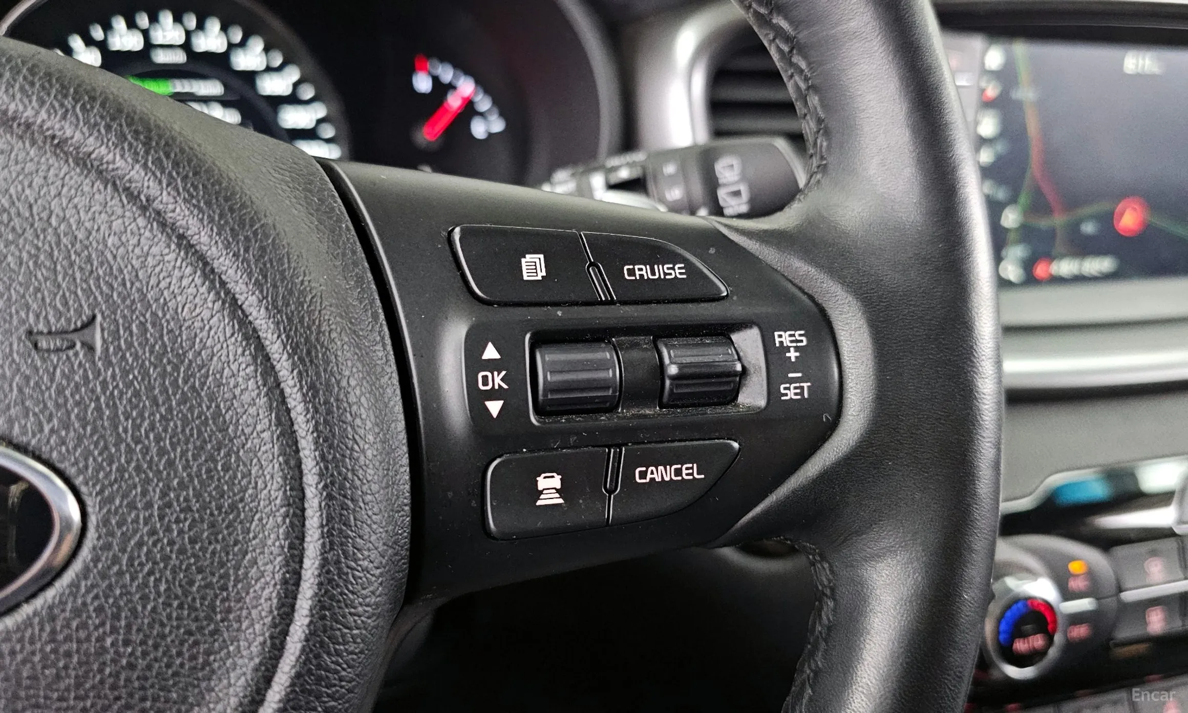 Kia Sorento превью 18