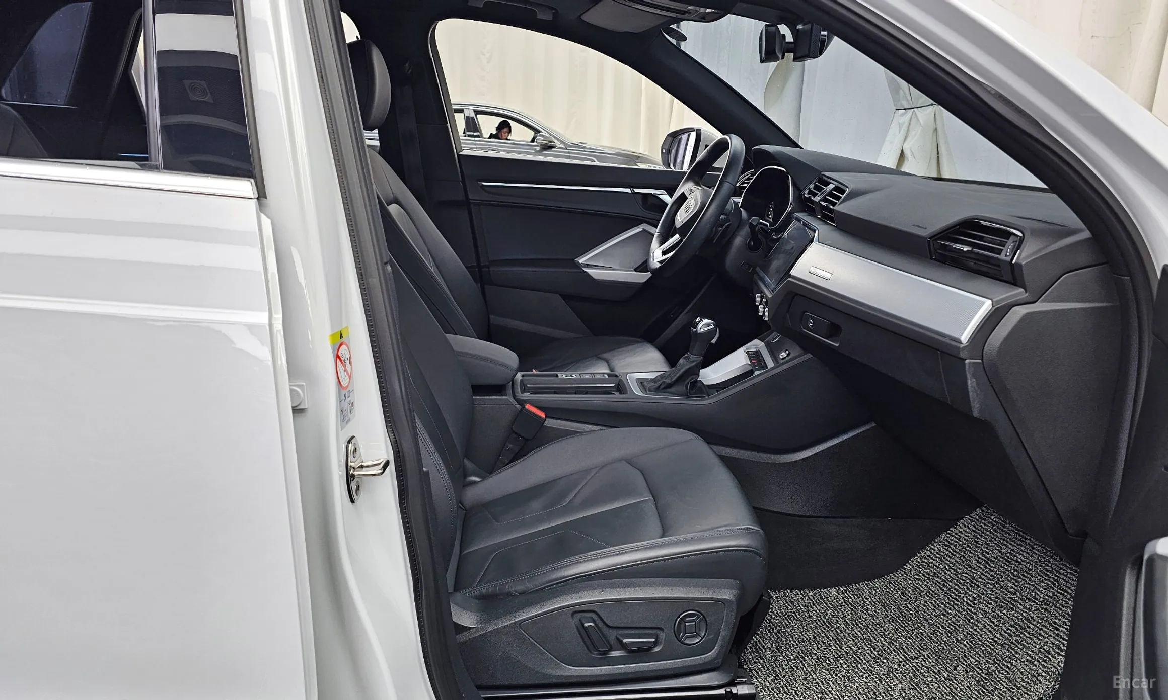 Audi Q3 (F3) превью 11