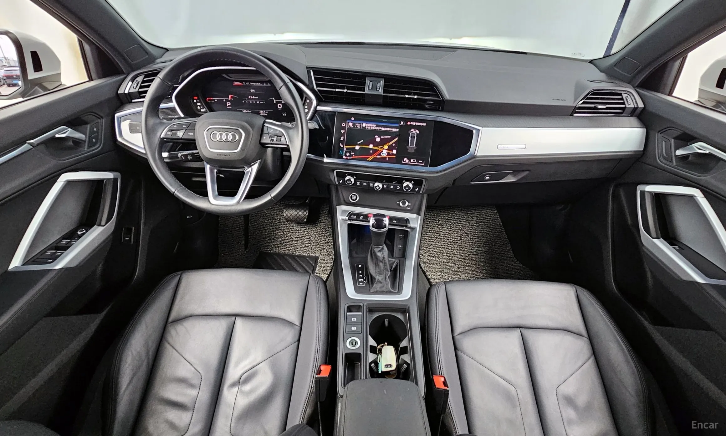 Audi Q3 (F3) превью 7