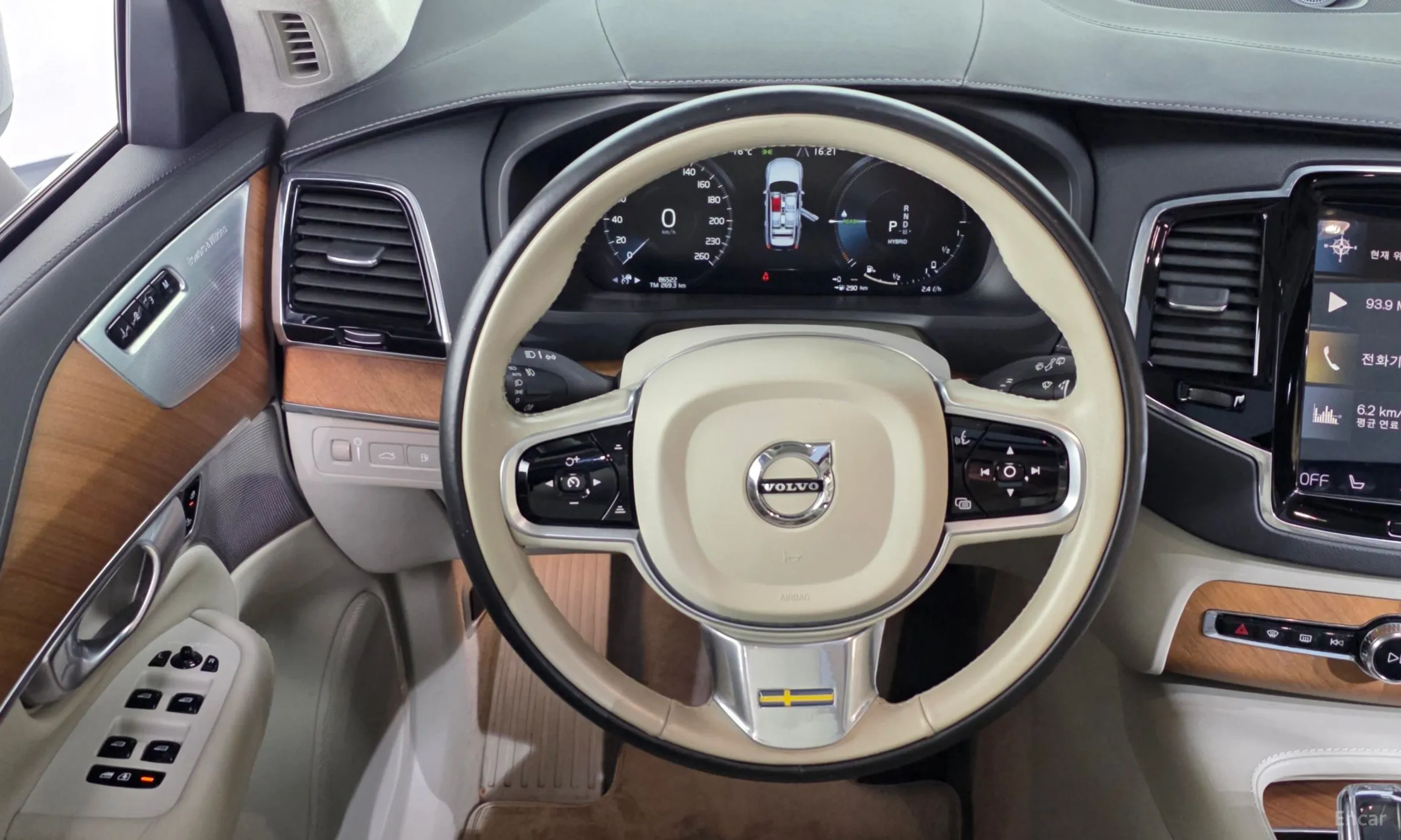 Volvo XC90 Gen 2 превью 13