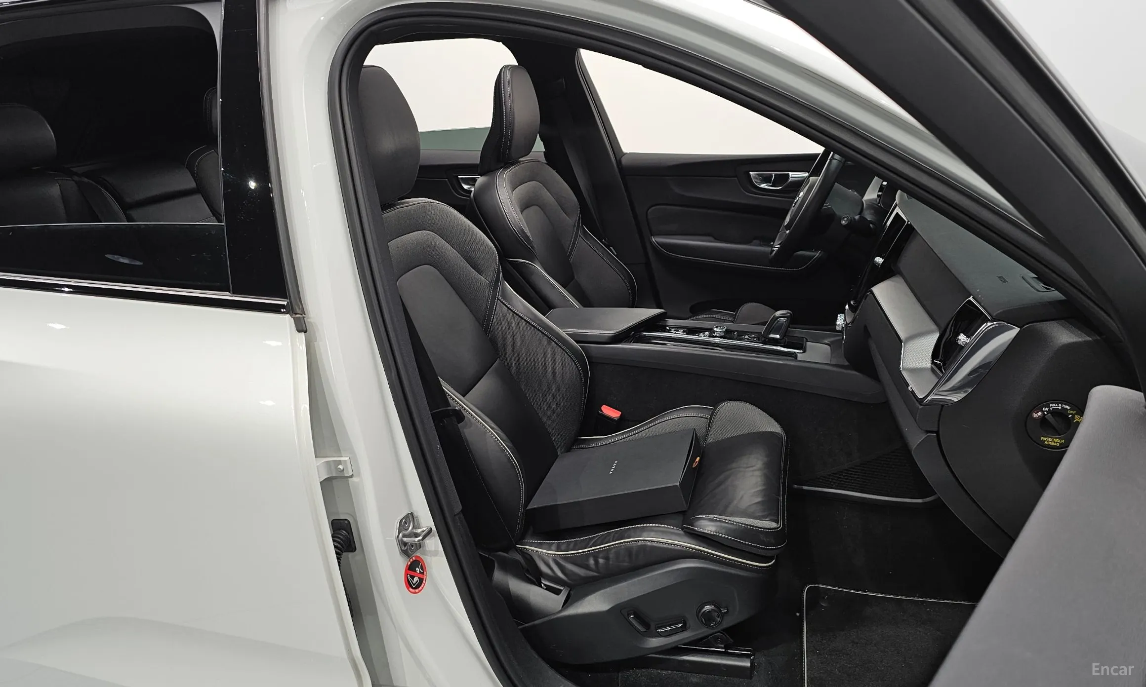 Volvo XC60 Gen 2 превью 10