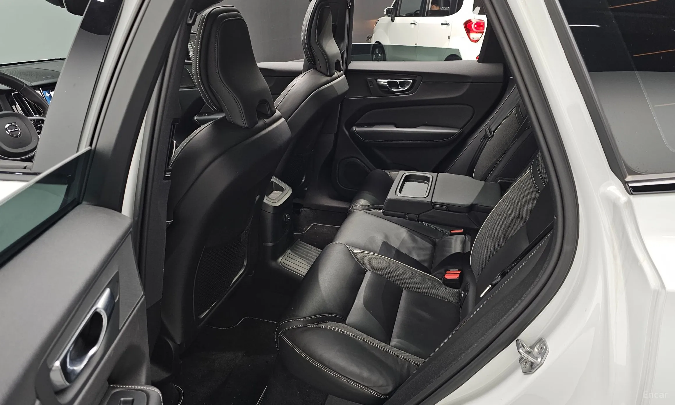 Volvo XC60 Gen 2 превью 12