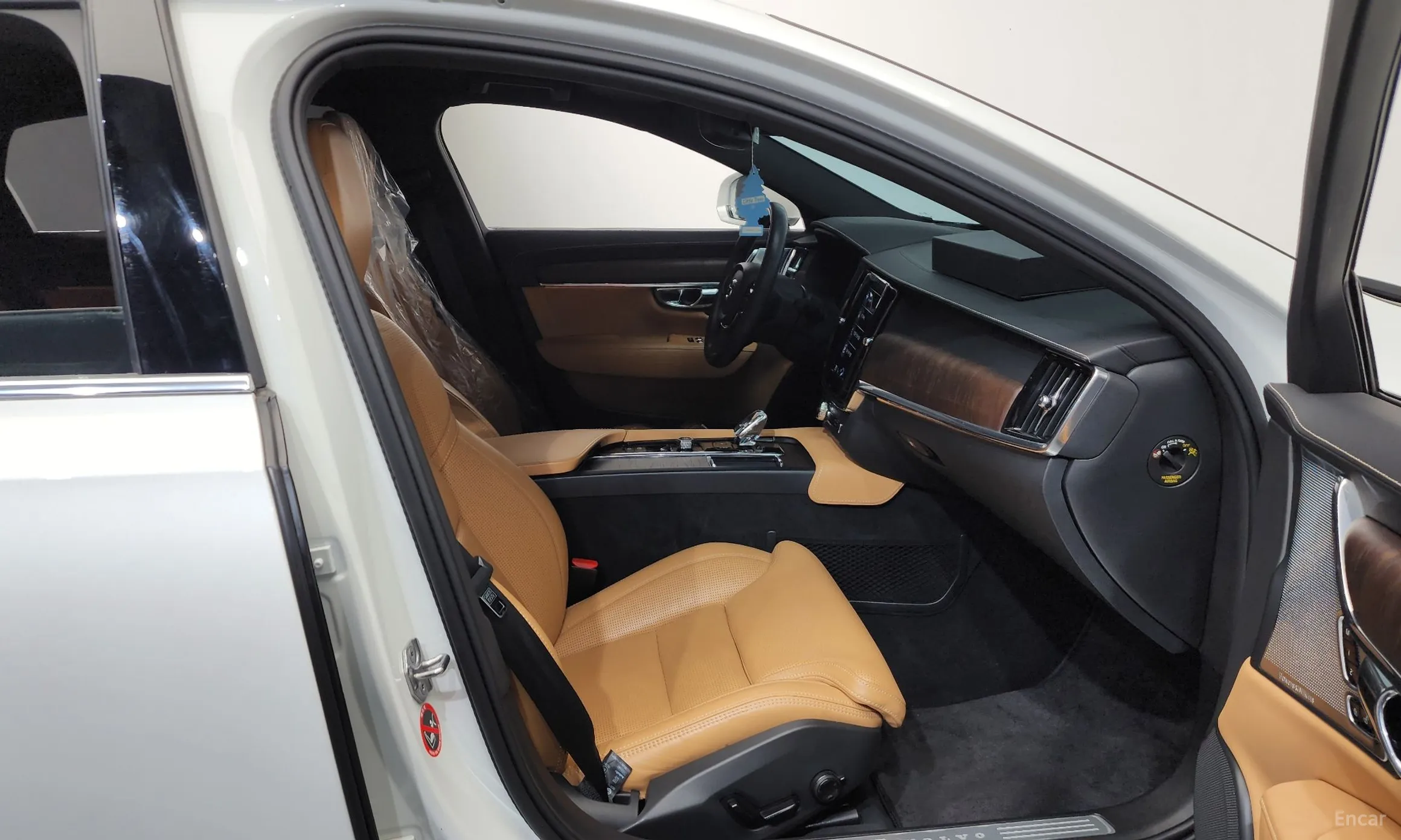 Volvo S90 превью 11