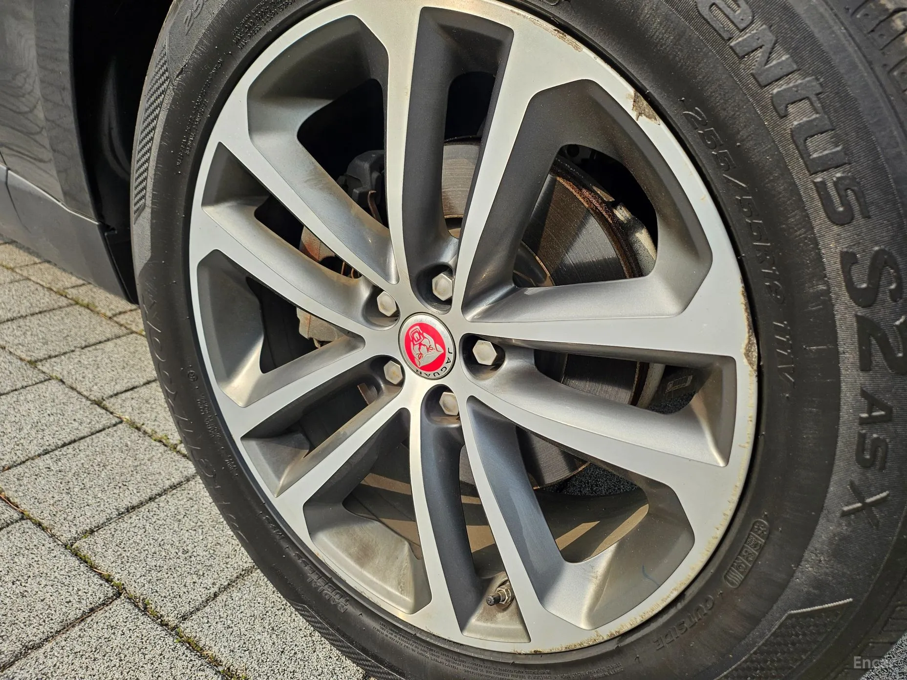 Jaguar F-PACE превью 4