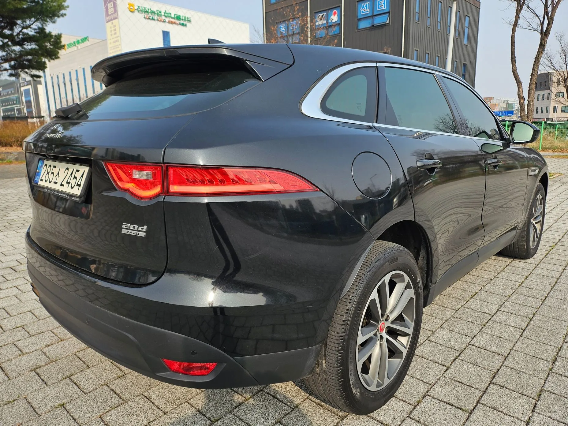 Jaguar F-PACE превью 6
