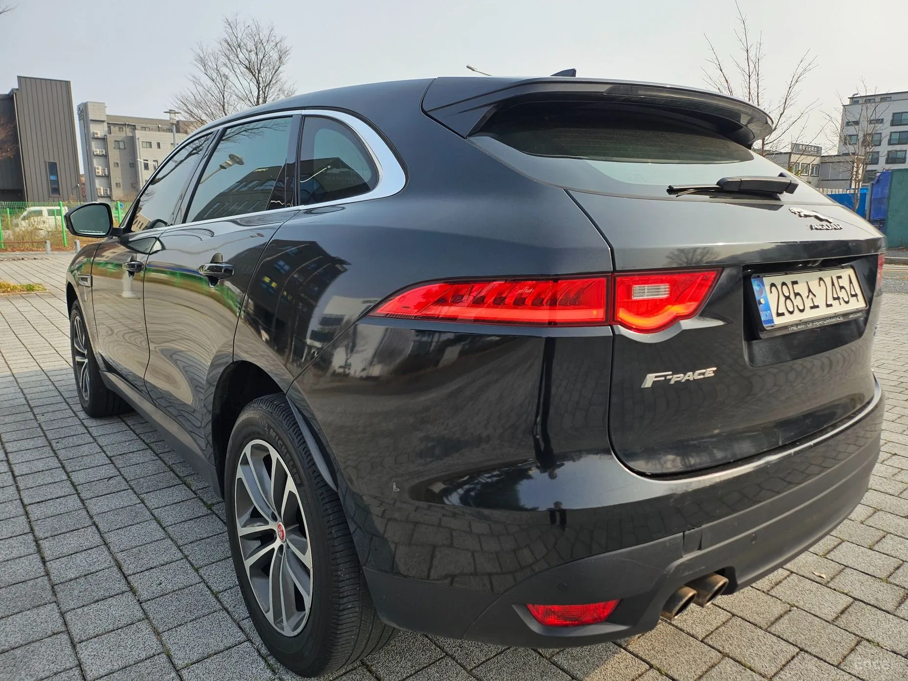 Jaguar F-PACE превью 8