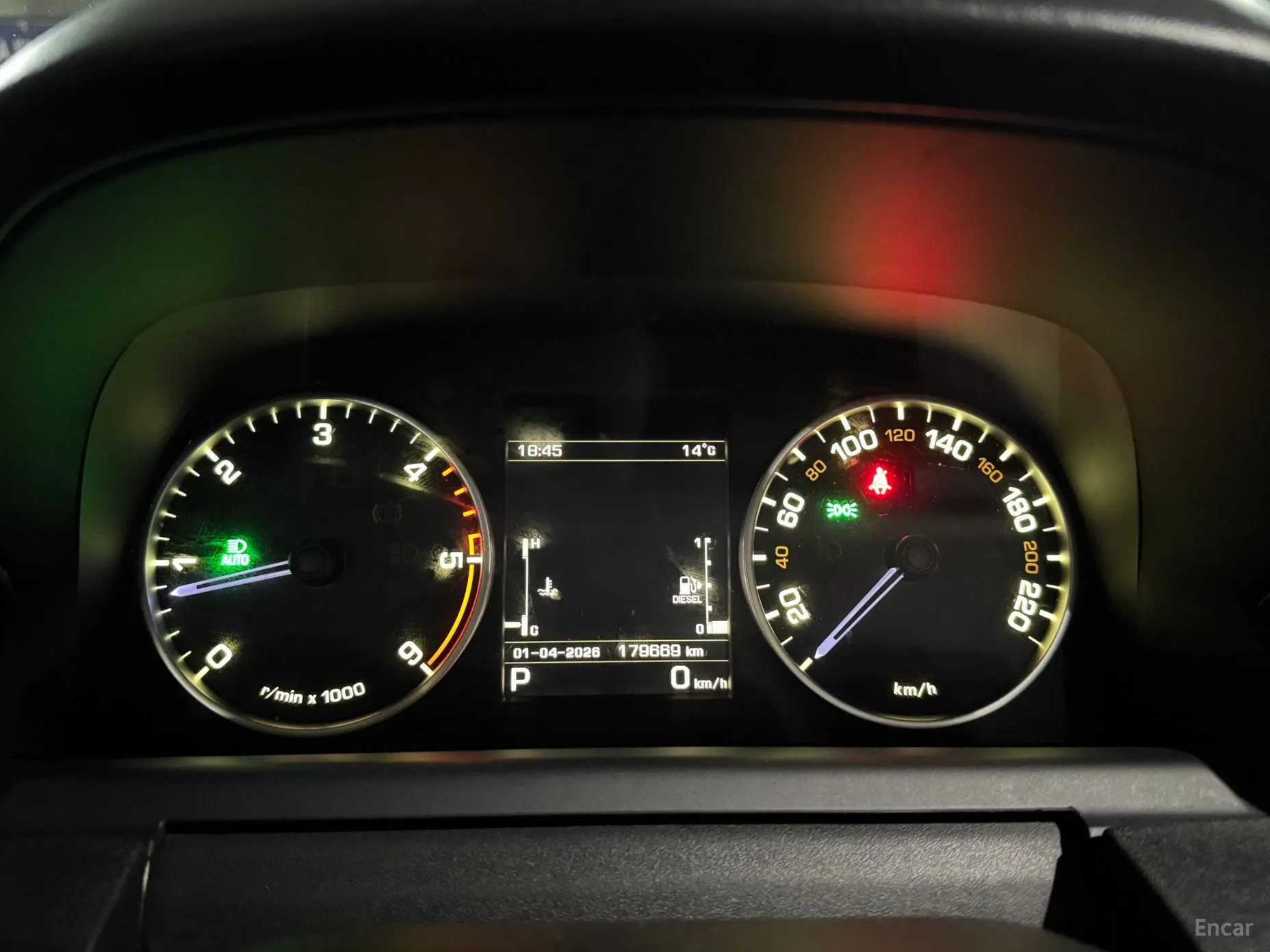 Land Rover Discovery 4 превью 7
