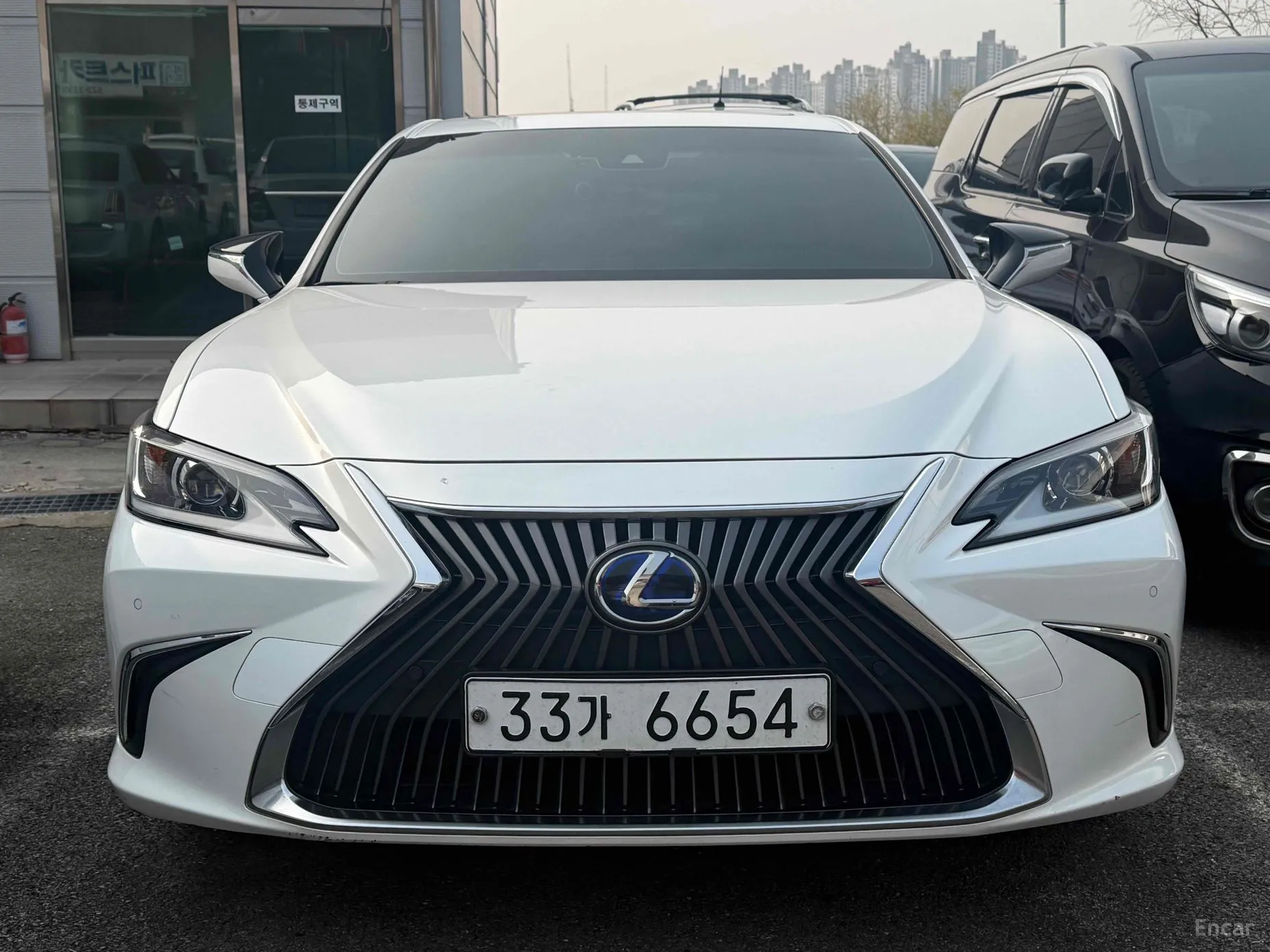 ES300h 7th Generation