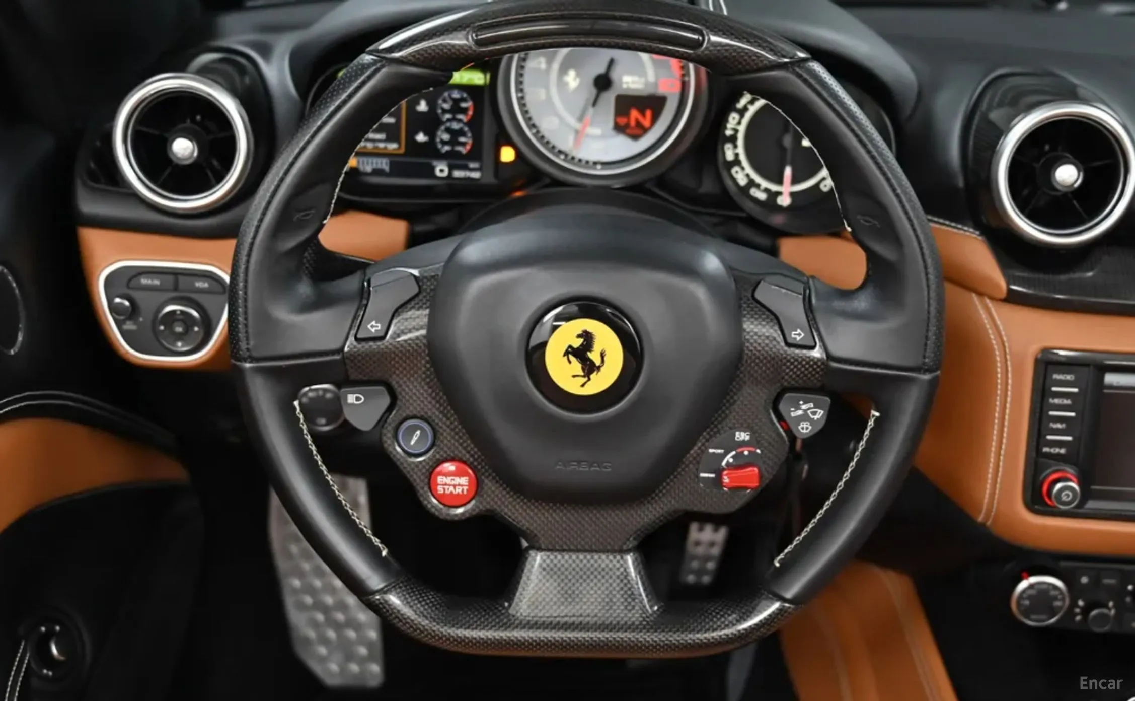 Ferrari California превью 11